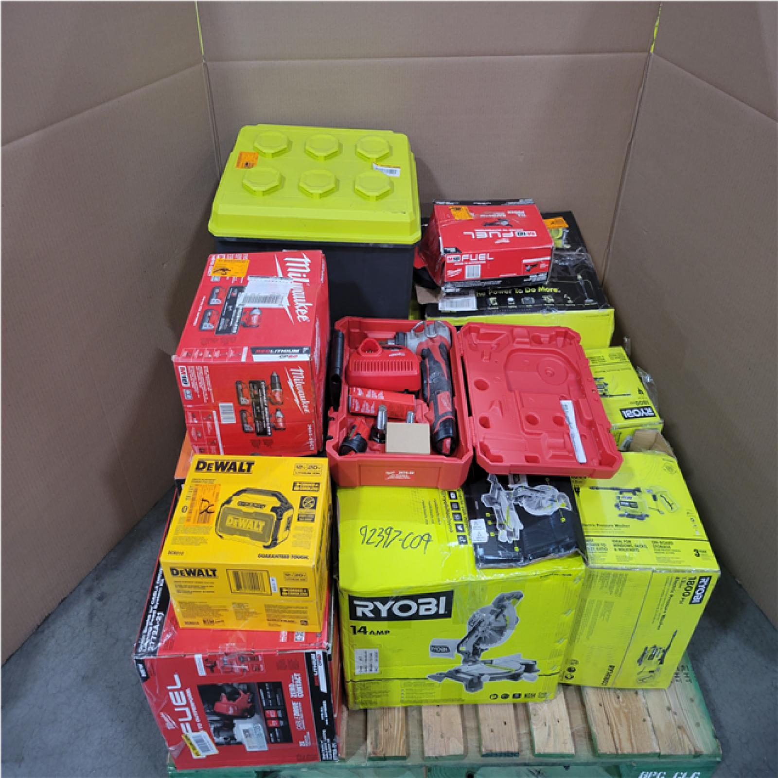 CALIFORNIA AS-IS TOOL PALLET