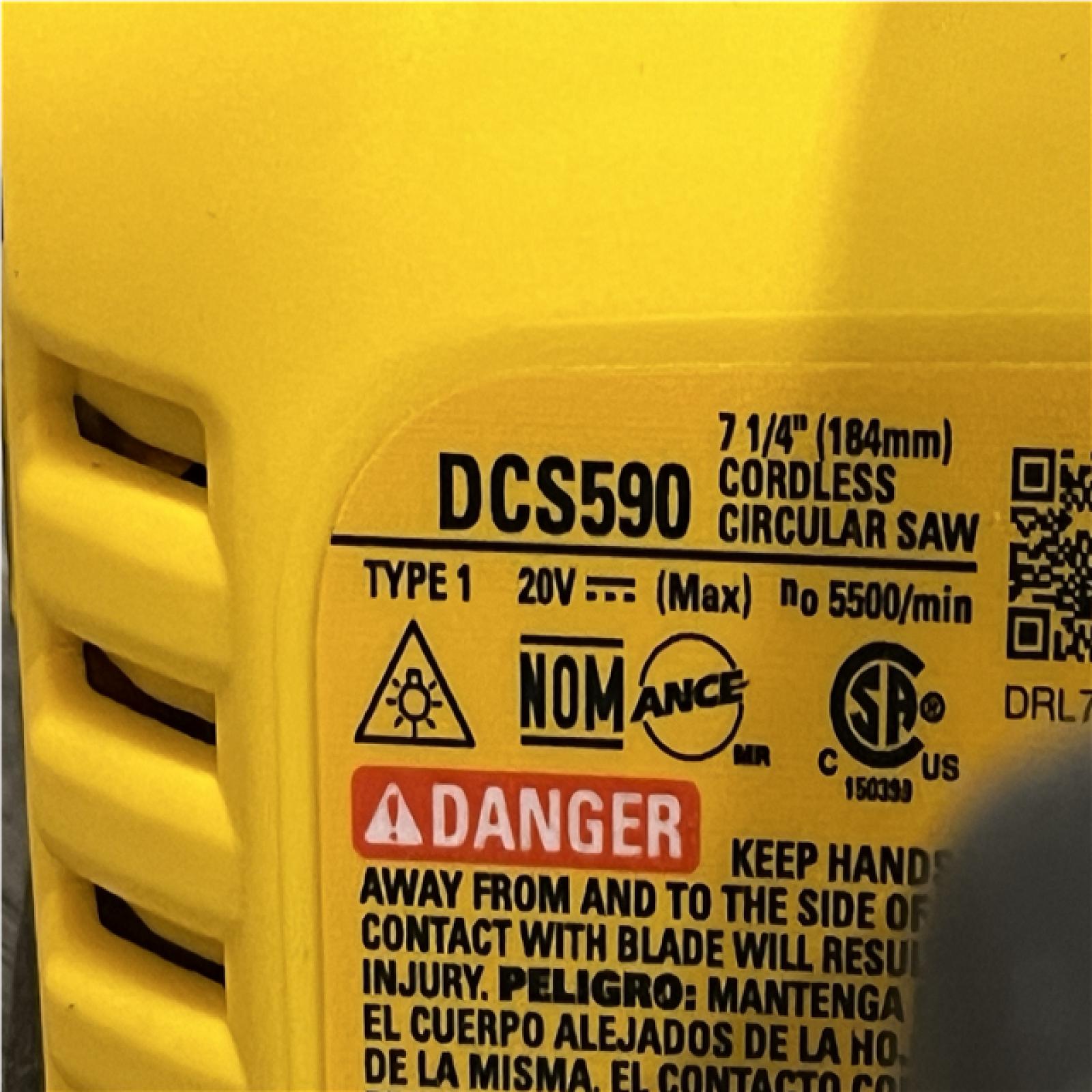AS-IS DEWALT 20-Volt MAX 7-1/4 in. Cordless Circular Saw (Tool Only)