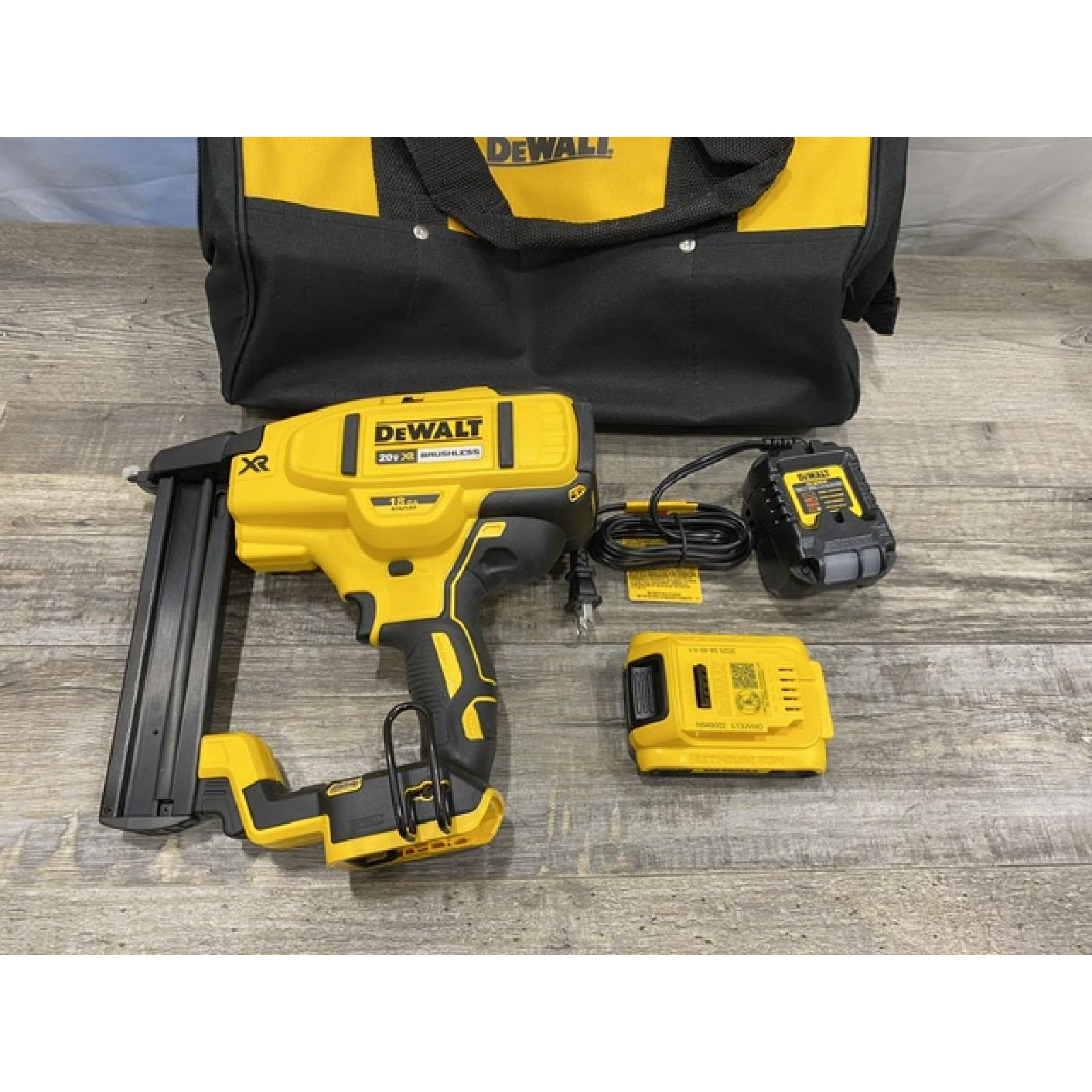 AS-IS DEWALT 20V MAX XR Lithium-Ion Cordless 18-Gauge Narrow Crown Stapler Kit
