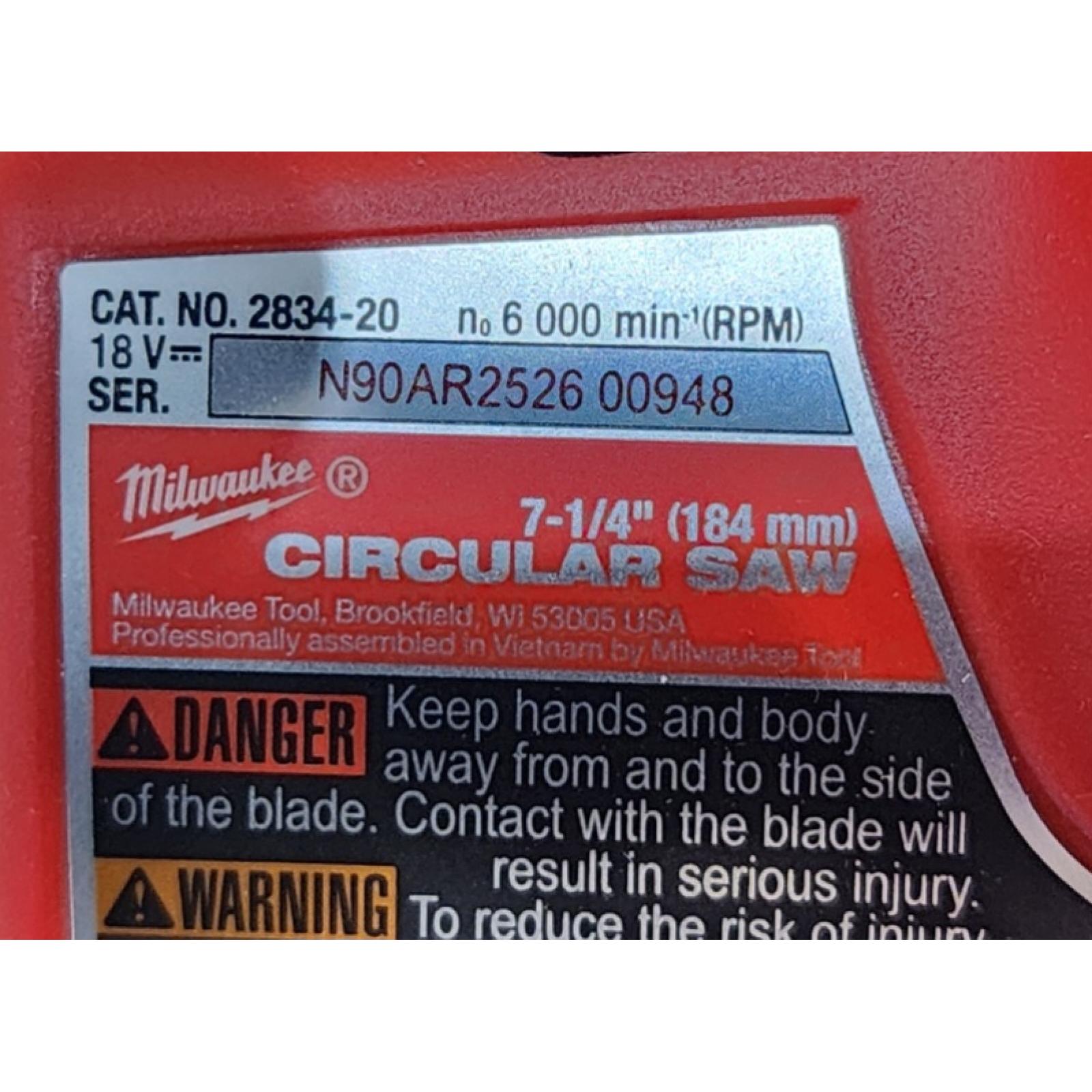 HOUSTON LOCATION - AS-IS Milwaukee M18 FUEL 7-1/4 Inch Circular Saw (Bare Tool)