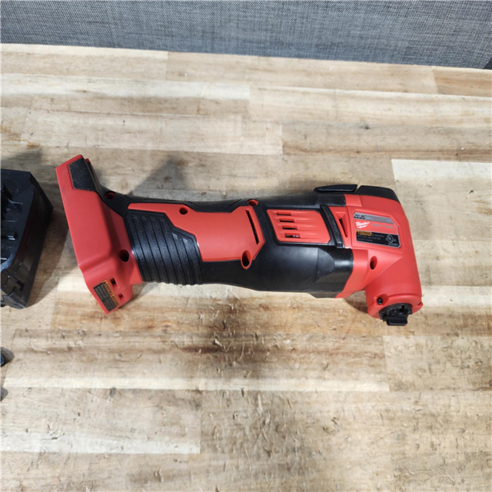 HOUSTON LOCATION - AS - IS Milwaukee 18V Lithium-Ion Cordless Oscillating Multi-Tool W/ BATTERY