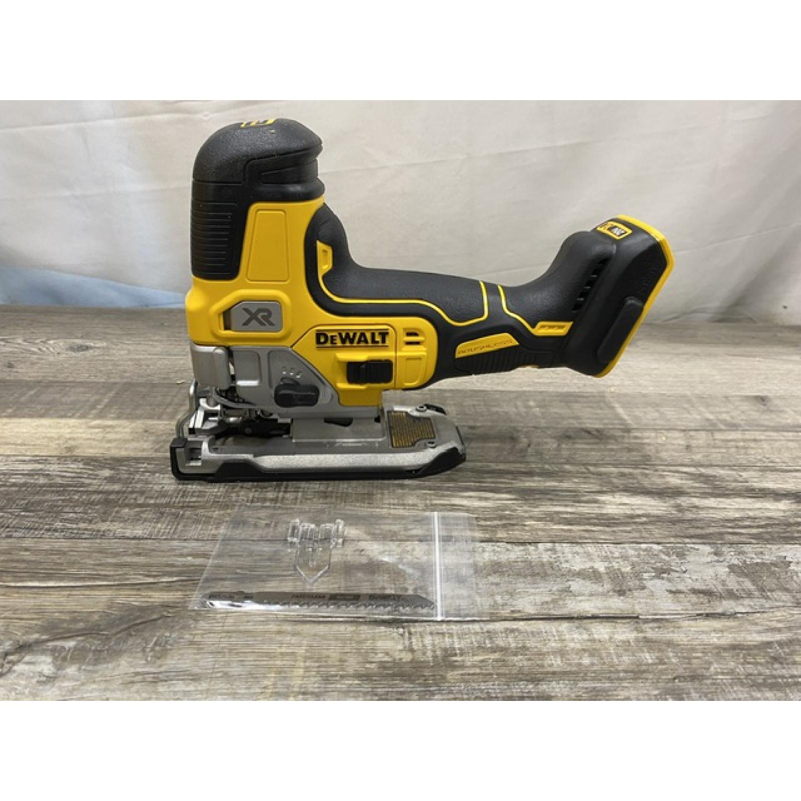 AS-IS DEWALT 20V MAX XR Cordless Barrel Grip Jigsaw (Tool Only)
