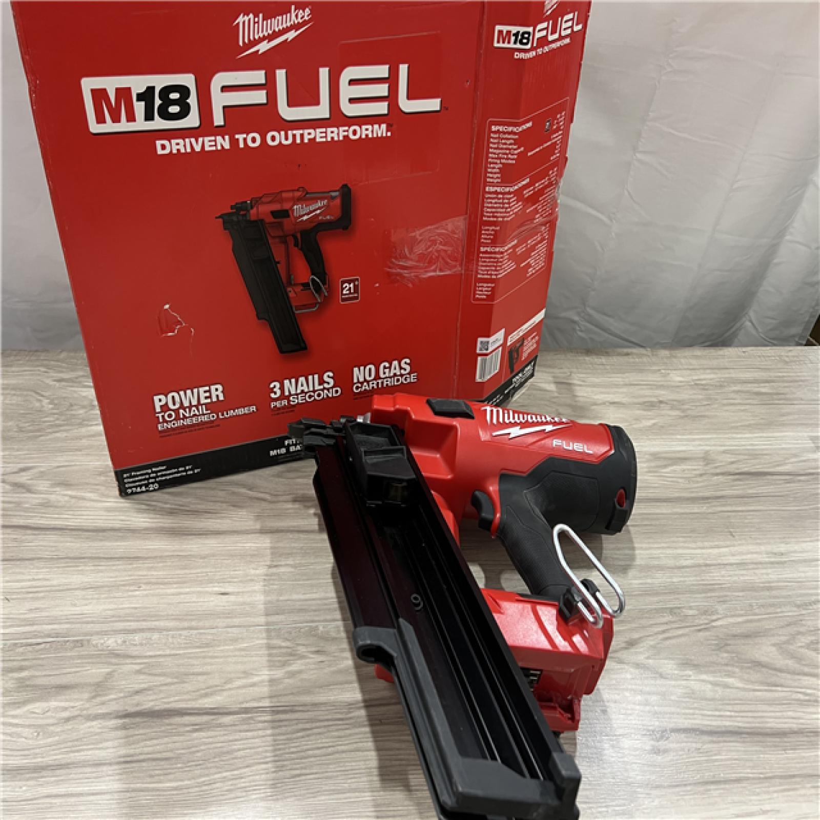 AS-IS Milwaukee 2744-20 M18 FUEL 3-1/2 in. 18V 21-Degree Lithium-Ion Brushless Cordless Framing Nailer (Tool-Only)