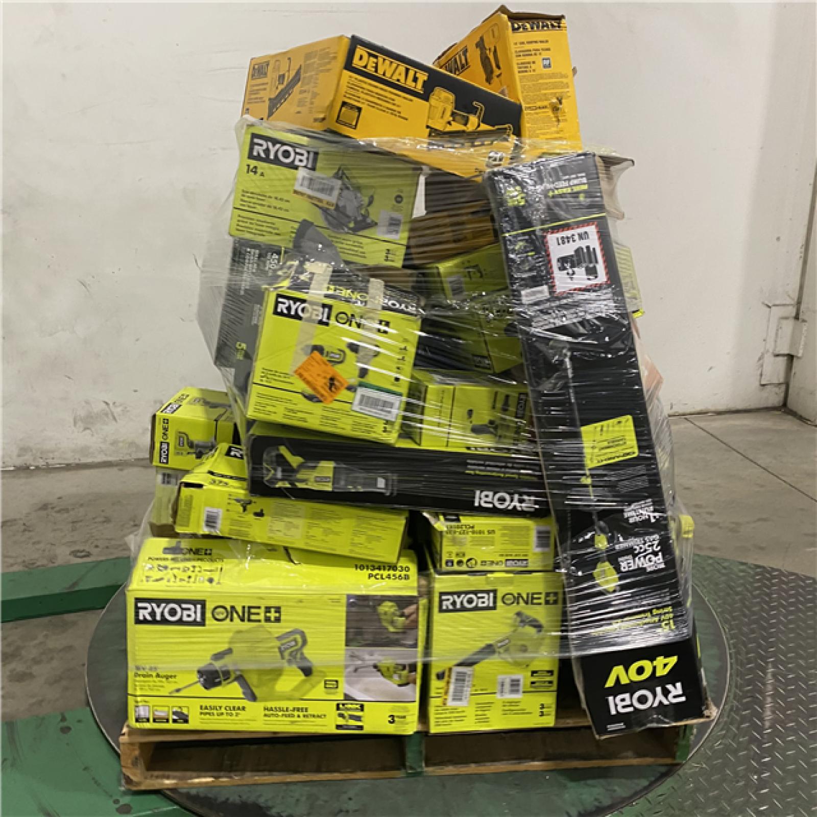 Dallas Location - As-Is Tool Pallet