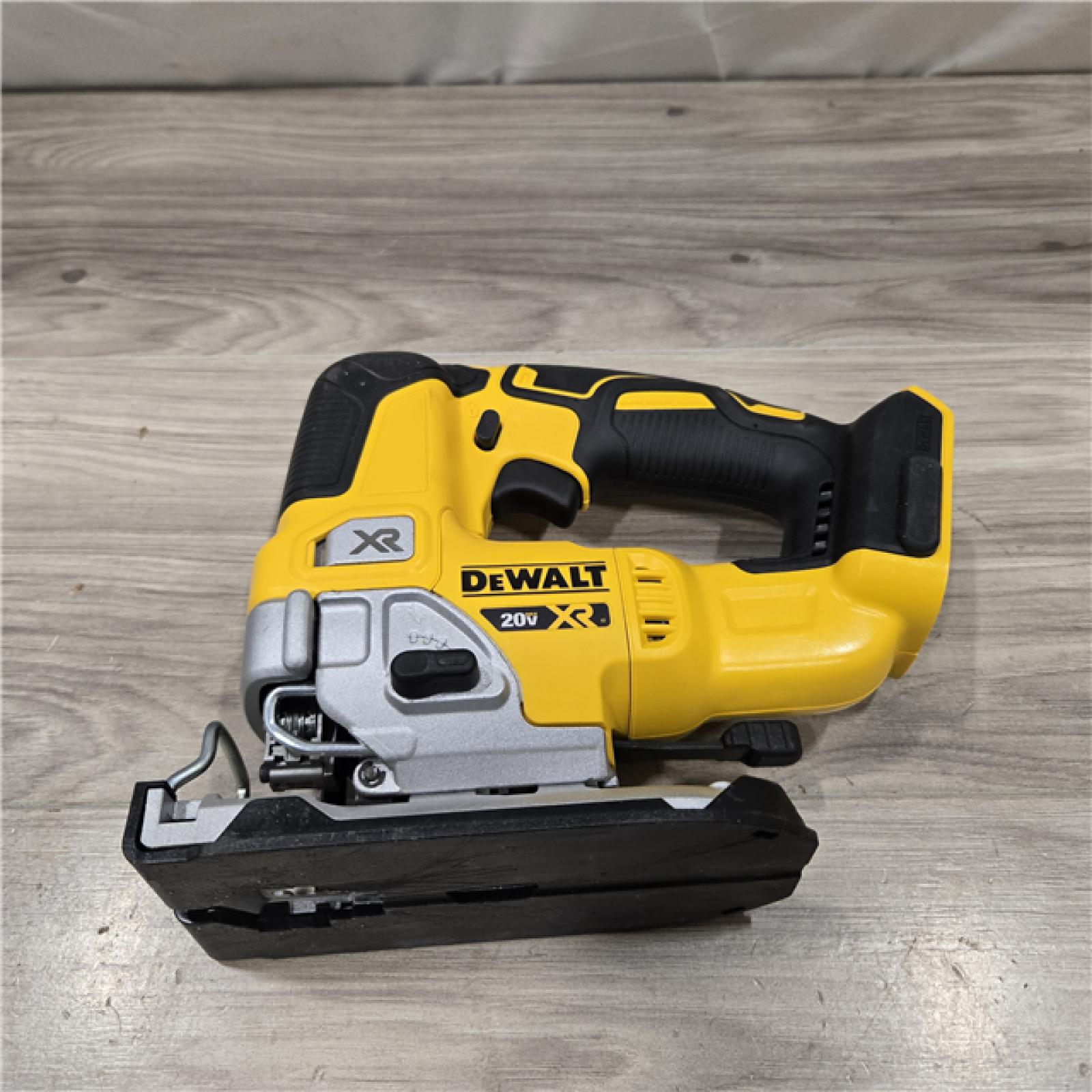 AS-IS DeWalt 20V MAX XR Cordless Jigsaw (Tool Only)