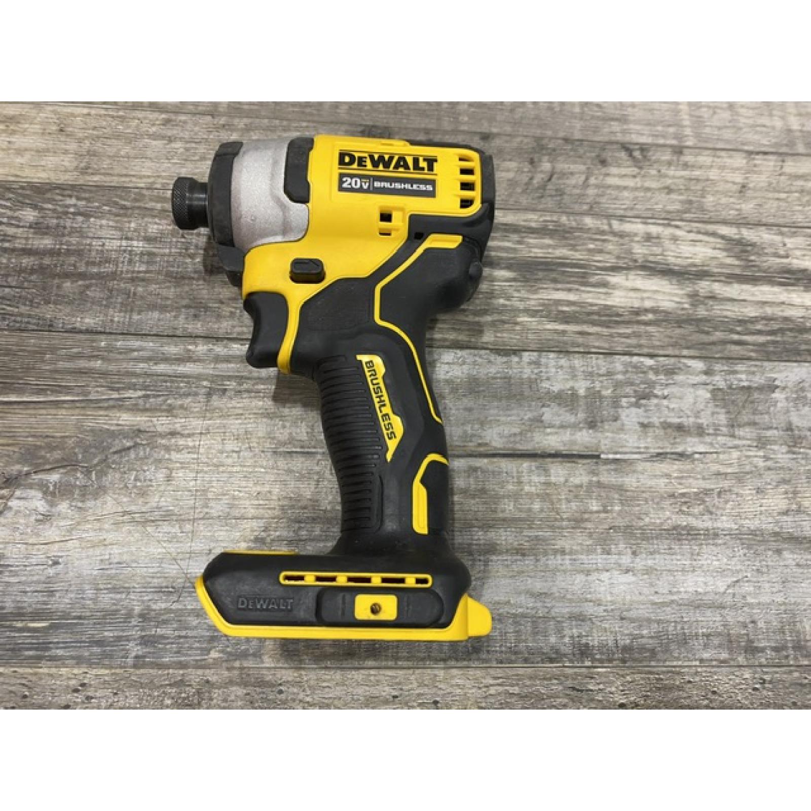 AS-IS DEWALT Atomic 20V Max Lithium-Ion Brushless Cordless Compact 1/4 in. Impact Driver Kit