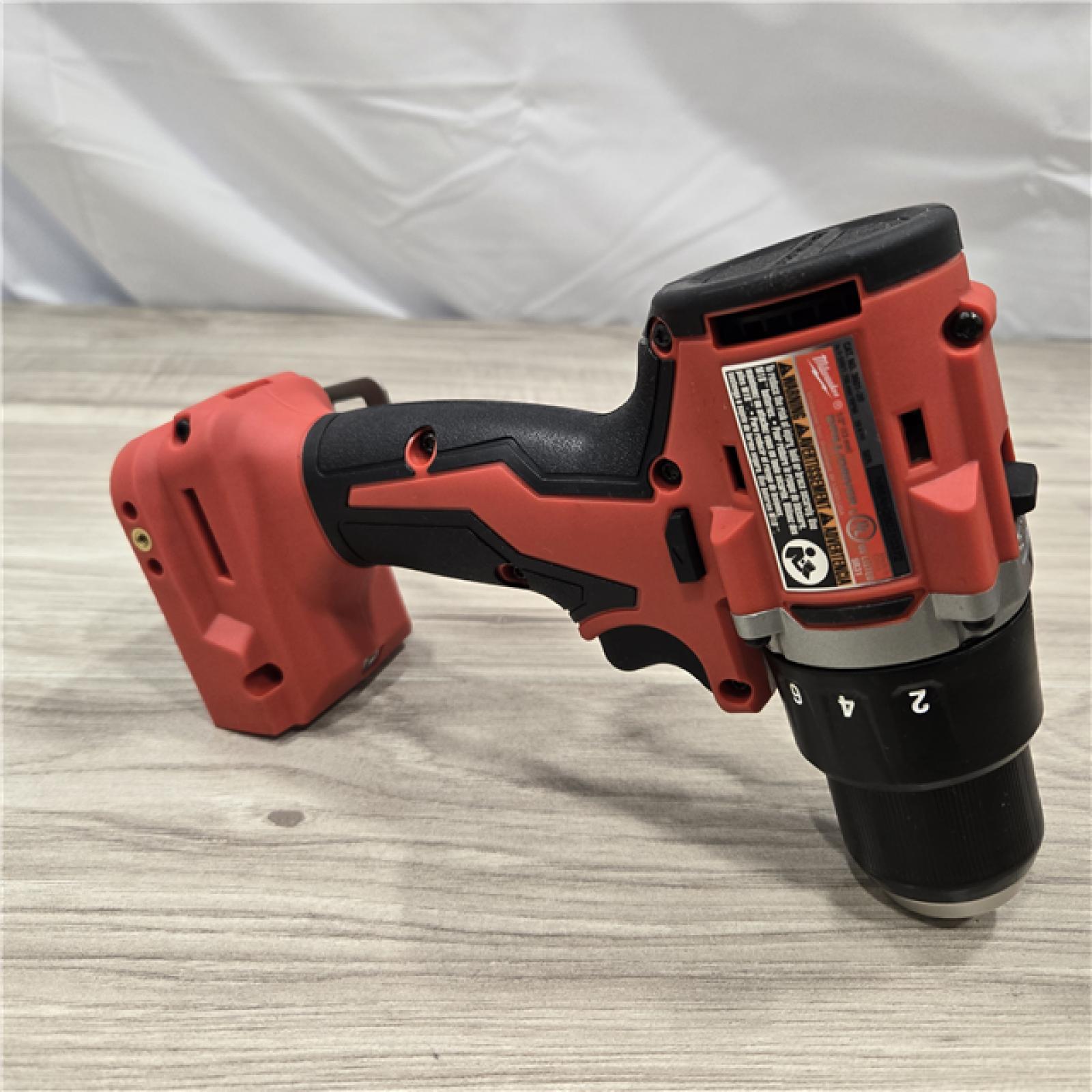 LIKE NEW! - M18 18V Cordless Compact Drill/Impact Combo Kit