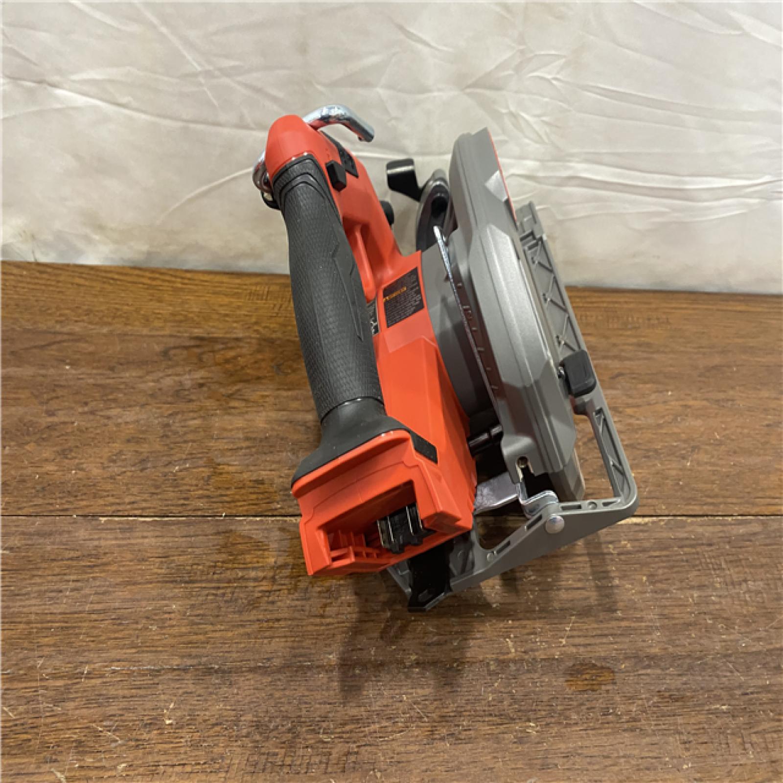 AS-IS Milwaukee Tools M18 FUEL 7-1/4 Circular Saw (Tool Only) 2834-20