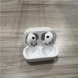 AS-IS  Apple AirPods Pro (2nd Generation) MagSafe Charging Case (USB-C)