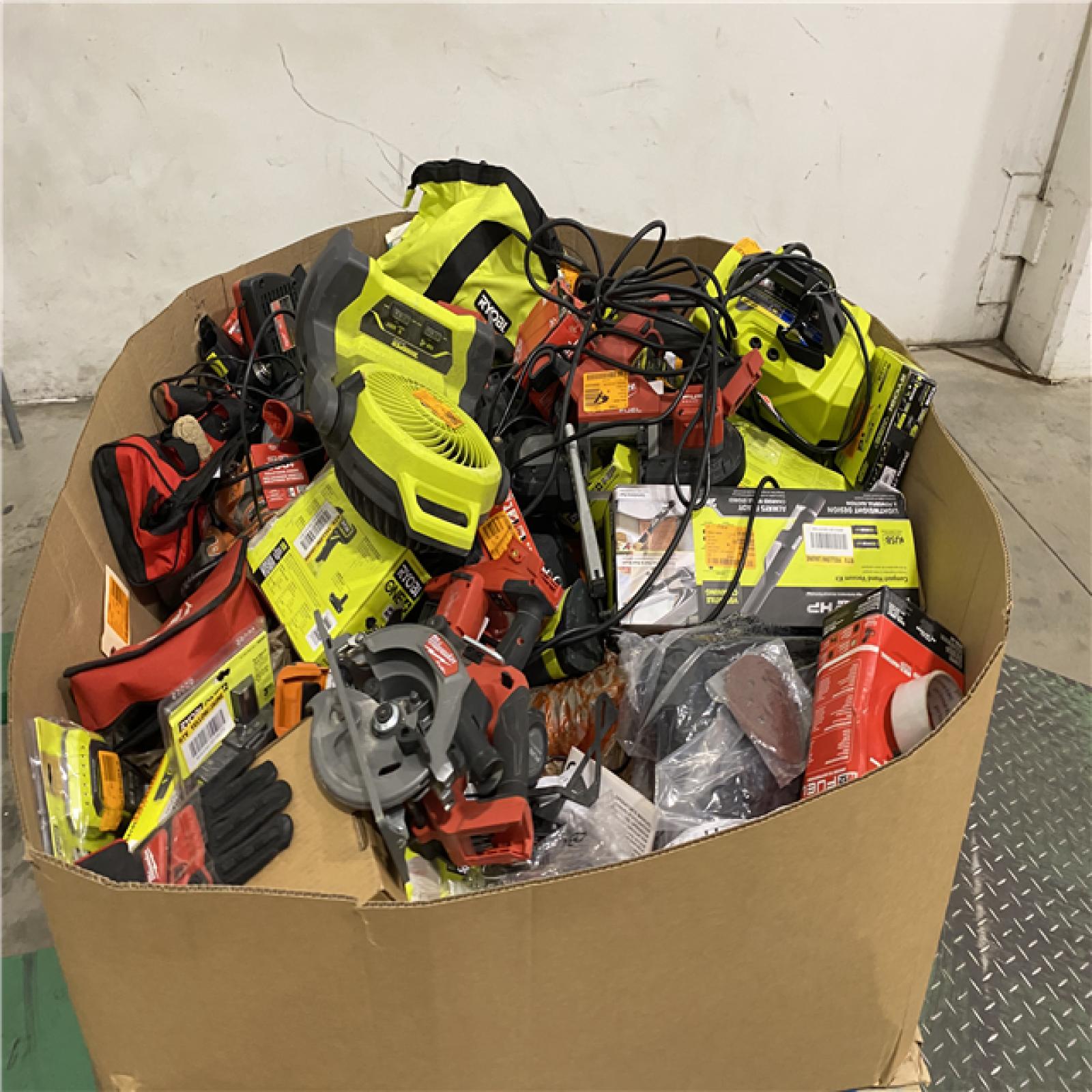 Dallas Location - As-Is Tool Pallet