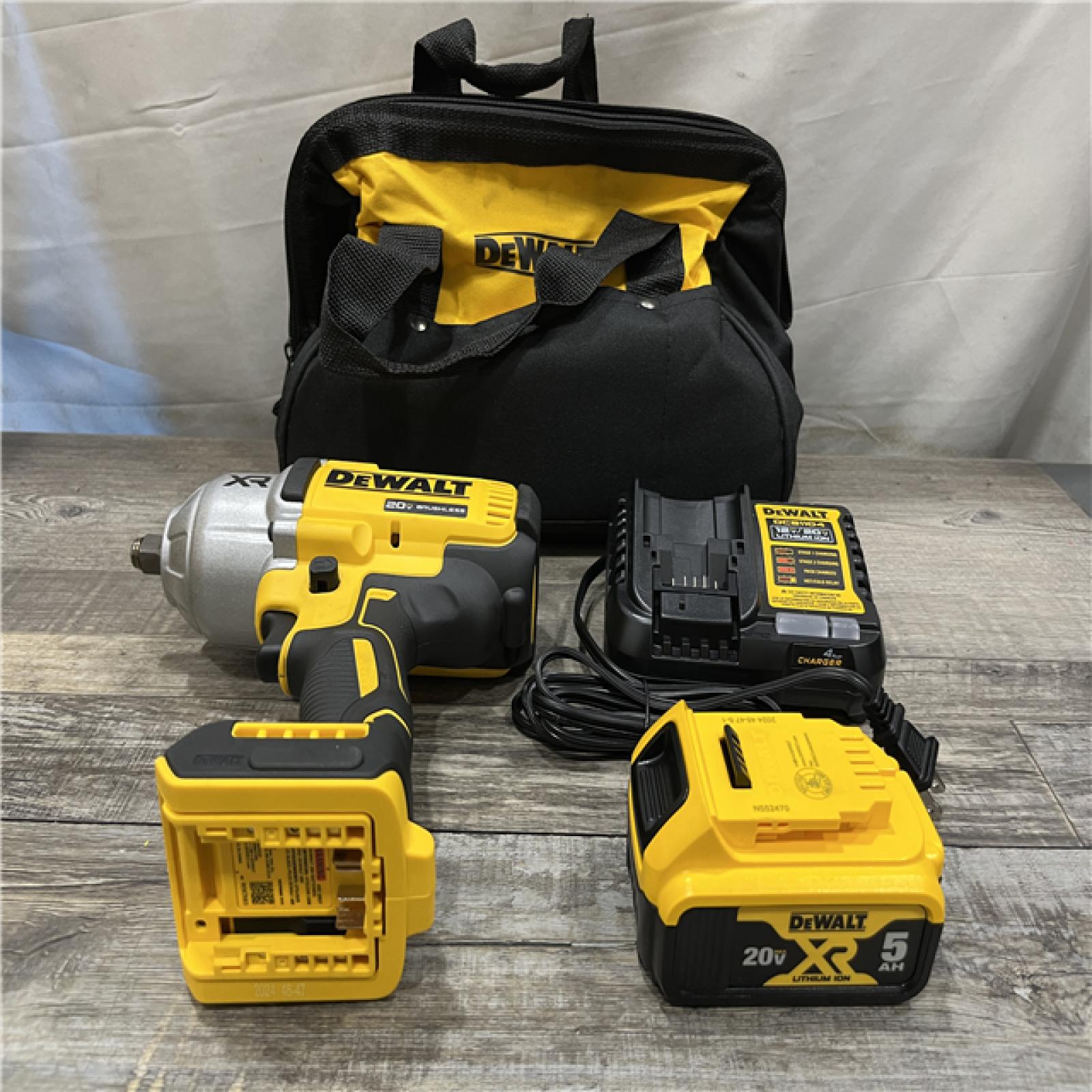 AS-IS DEWALT 20V MAX Lithium-Ion Cordless 1/2 in. Impact Wrench Kit