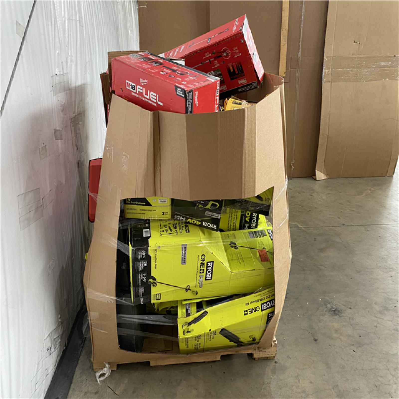 Houston Location AS IS - Tool Pallet