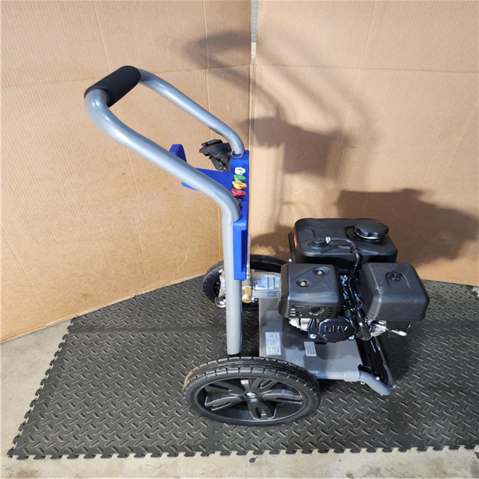 HOUSTON LOCATION - AS-IS Westinghouse 3400-PSI 2.5-GPM Gas Pressure Washer with 5 Nozzles & Soap Tank