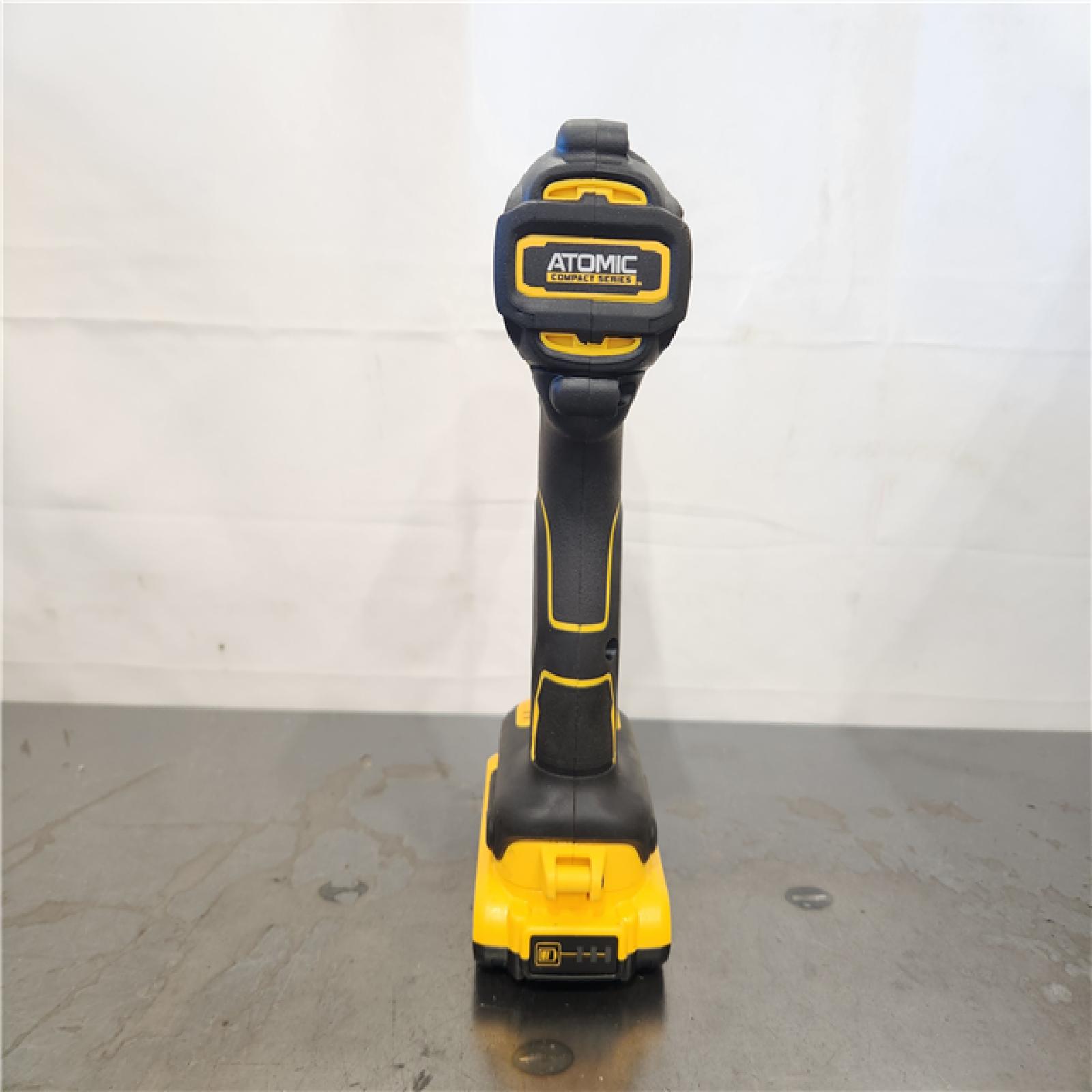 AS-IS- DEWALT ATOMIC 20V MAX* Brushless Cordless Compact 1/4 in. Impact Driver Kit