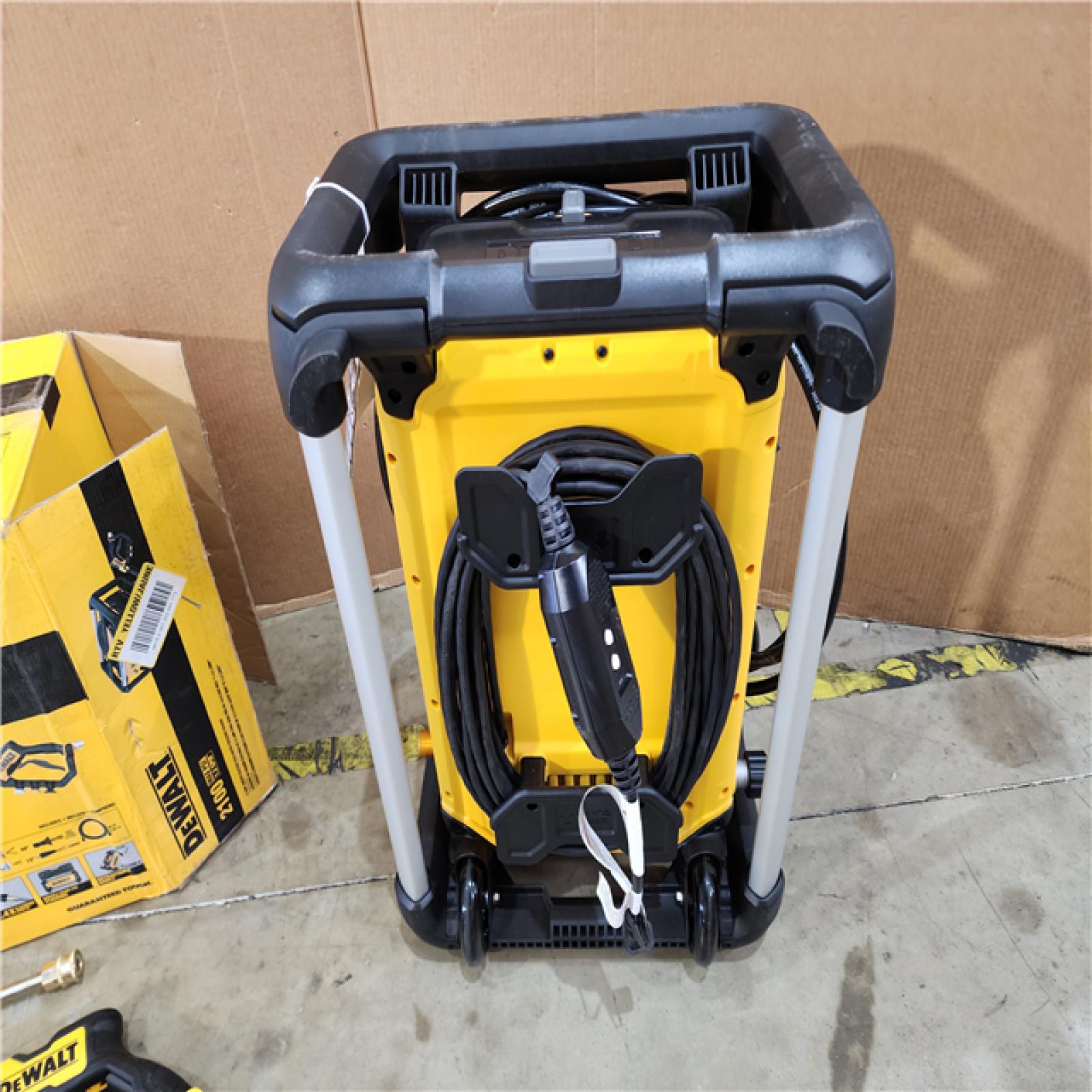 HOUSTON LOCATION - AS-IS DEWALT Electric Pressure Washer 2100 PSI Jobsite Power Washer DWPW2100