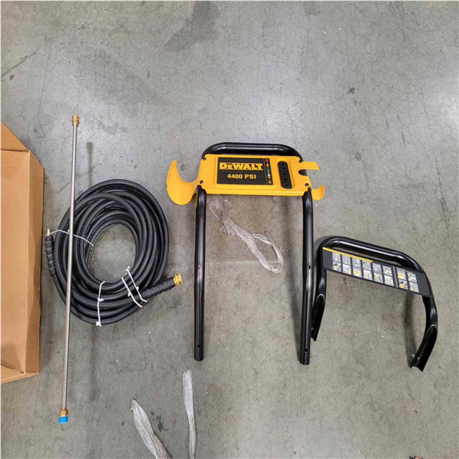CALIFORNIA AS-IS DEWALT 4400 PSI 4.0 GPM Cold Water Gas Pressure Washer	