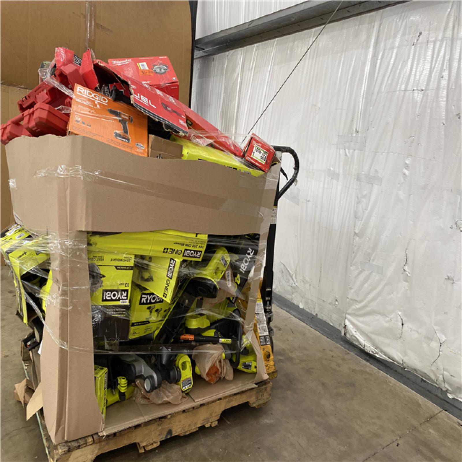 Houston Location AS IS - Tool Pallet