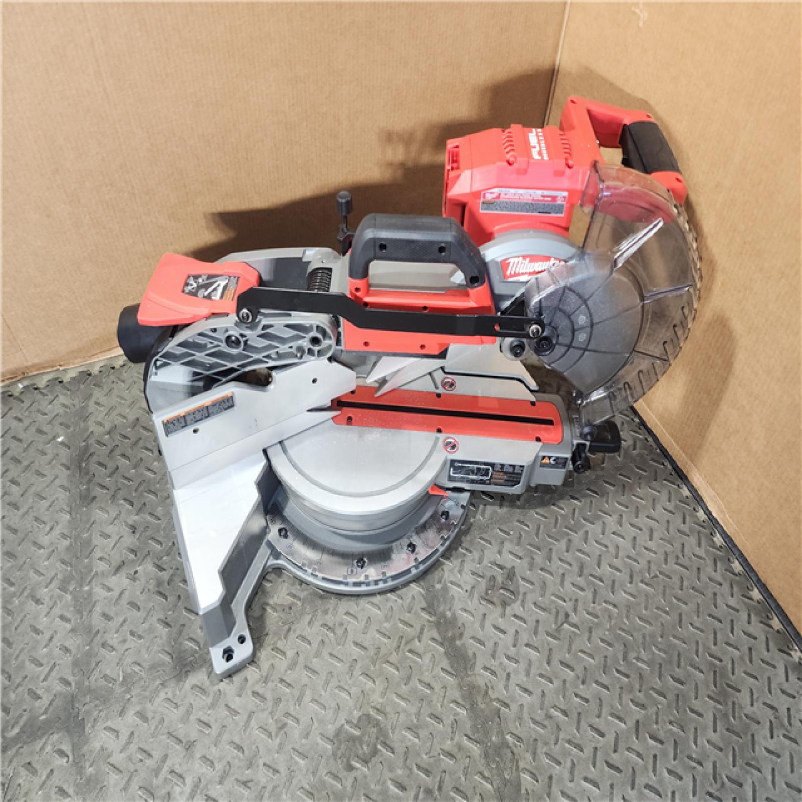 HOUSTON LOCATION - AS-IS M18 FUEL 18V 10 in. Lithium-Ion Brushless Cordless Dual Bevel Sliding Compound Miter Saw Kit with One 8.0 Ah Battery