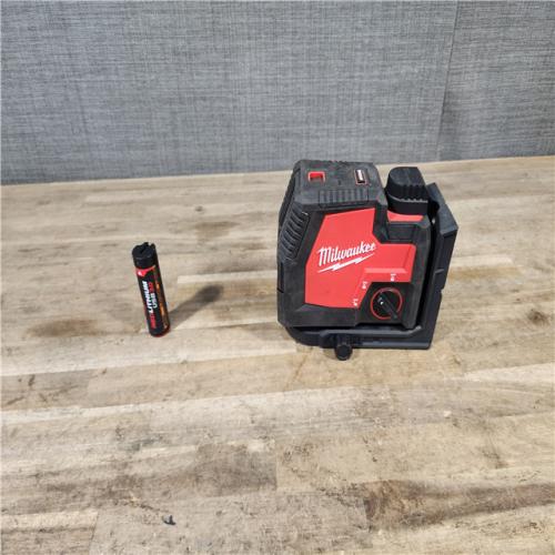 HOUSTON LOCATION - AS-IS Milwaukee-3522-21 Green Beam Laser Cross Line Plumb Point Rechargeable USB Kit