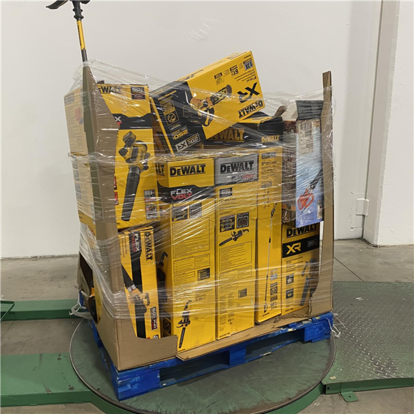 Dallas Location - As-Is DEWALT Tool Pallet