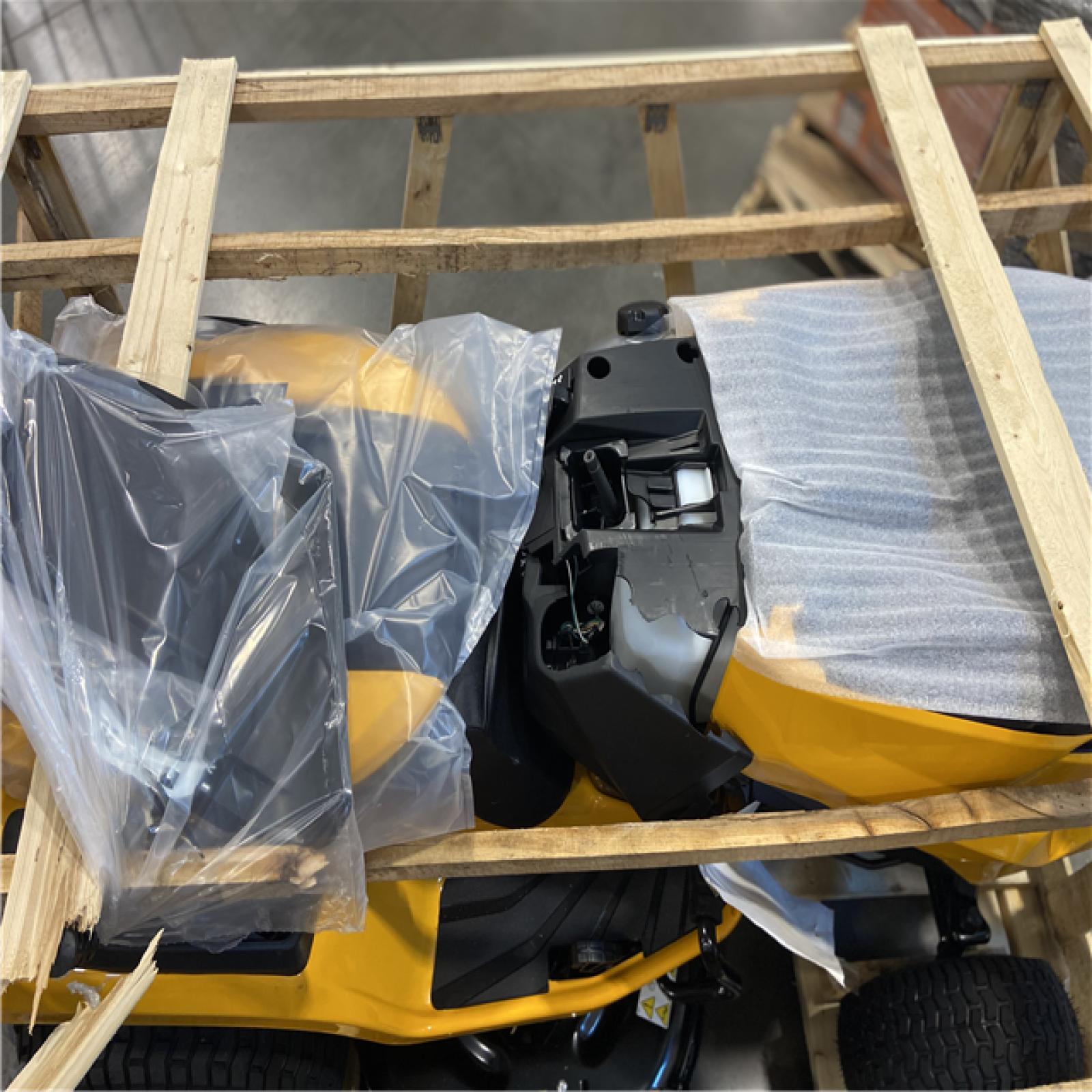DALLAS LOCATION - Cub Cadet XT1 Enduro LT 46 in. 22 HP V-Twin Kohler 7000 Series Engine Hydrostatic Drive Gas Riding Lawn Tractor