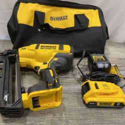 AS-IS DEWALT 20V MAX XR 16-Gauge Electric Cordless Angled Finishing Nailer Kit