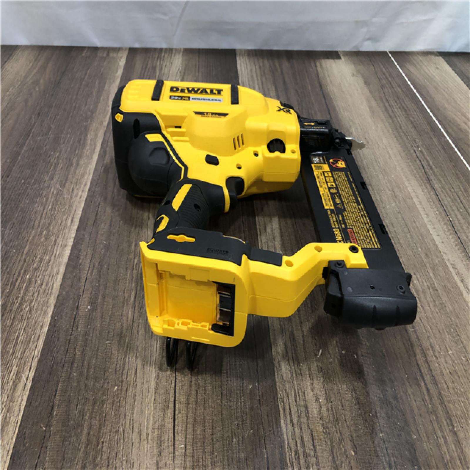 AS-IS DEWALT 20V MAX XR Lithium-Ion Electric Cordless 18-Gauge Brad Nailer (Tool Only)