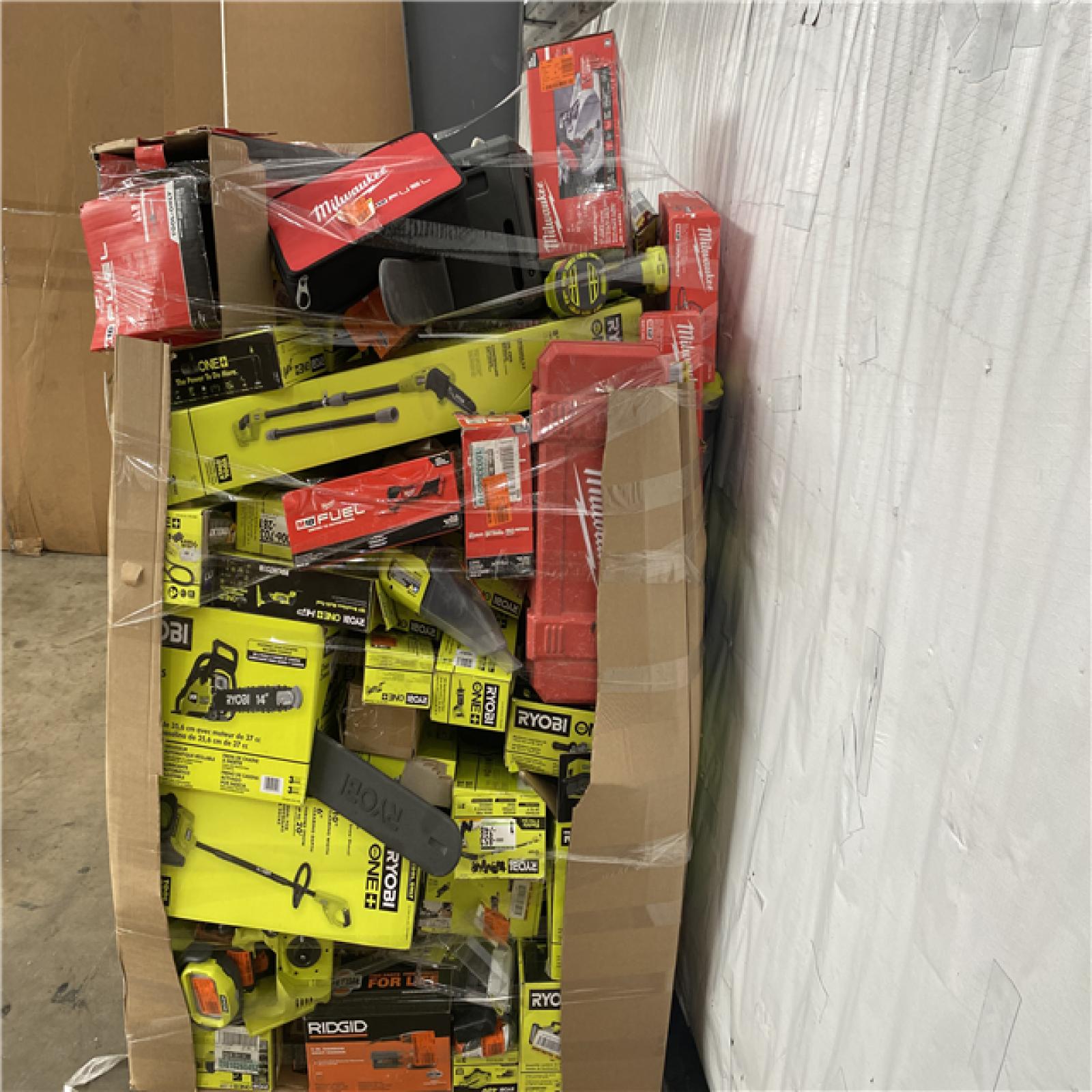 Houston Location AS IS - Tool Pallet