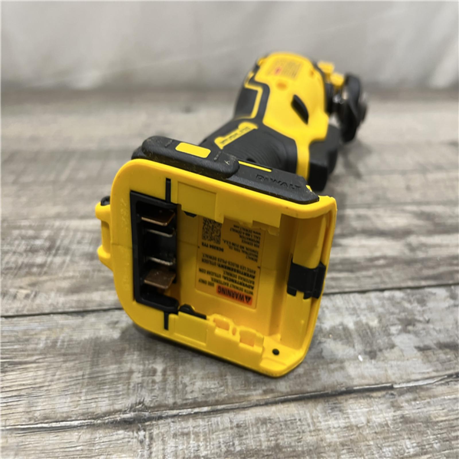 AS-IS DEWALT ATOMIC 20V MAX Cordless Brushless Oscillating Multi Tool (Tool Only)