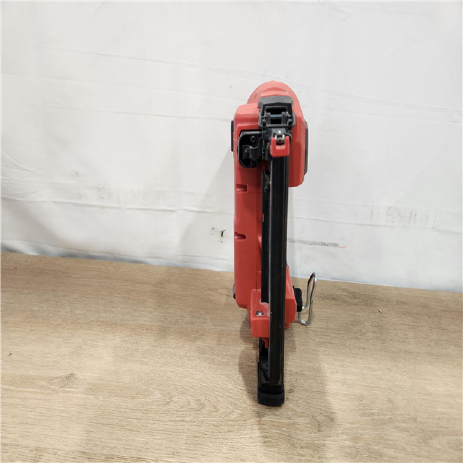 AS-IS- Milwaukee M18 FUEL 18 Gauge Brad Nailer