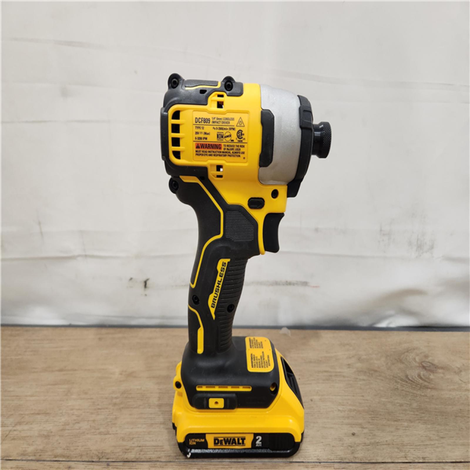 AS-IS- DEWALT ATOMIC 20V MAX* Brushless Cordless Compact 1/4 in. Impact Driver Kit