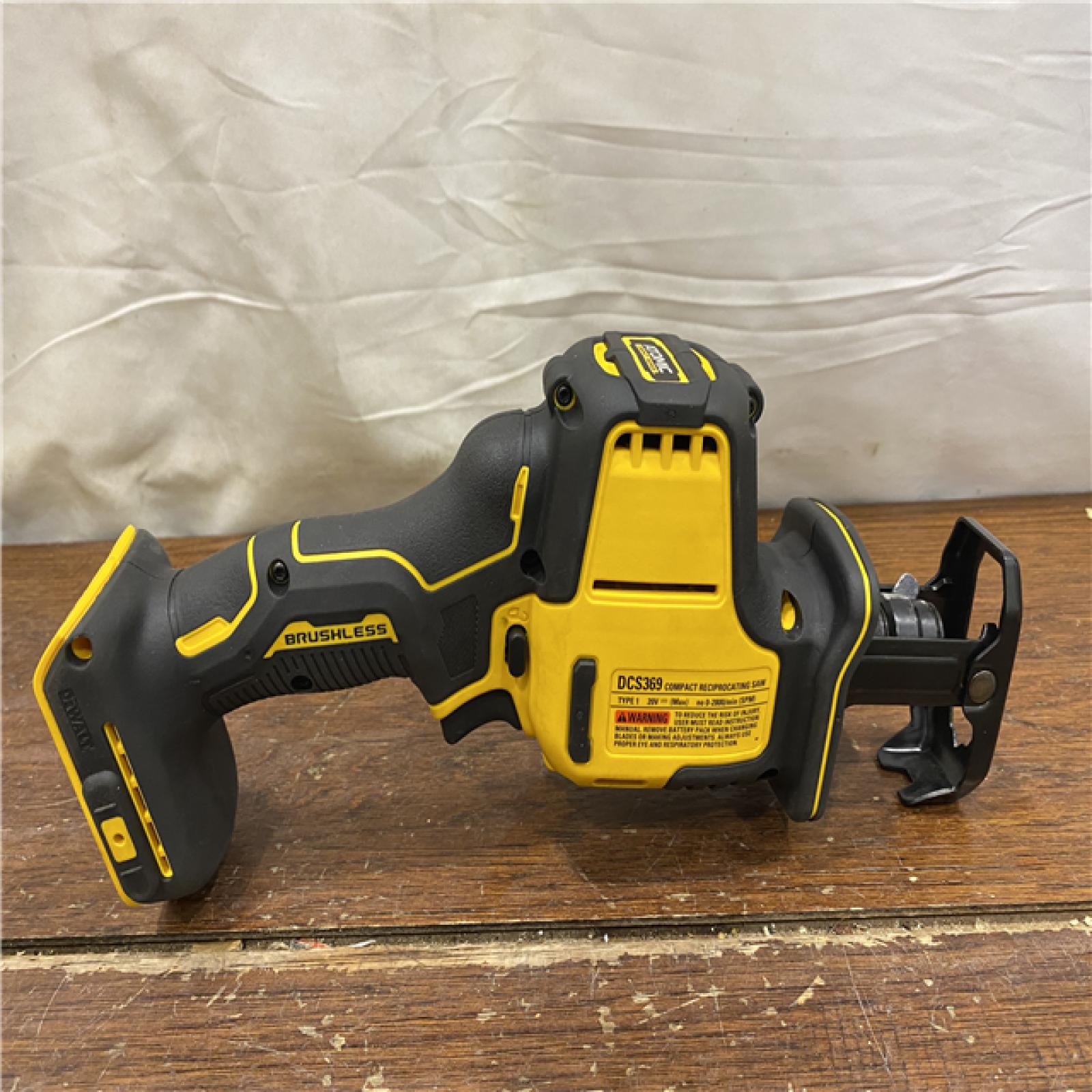 AS-IS Dewalt DCS369B ATOMIC 20V MAX Cordless One-Handed Reciprocating Saw (Tool Only)