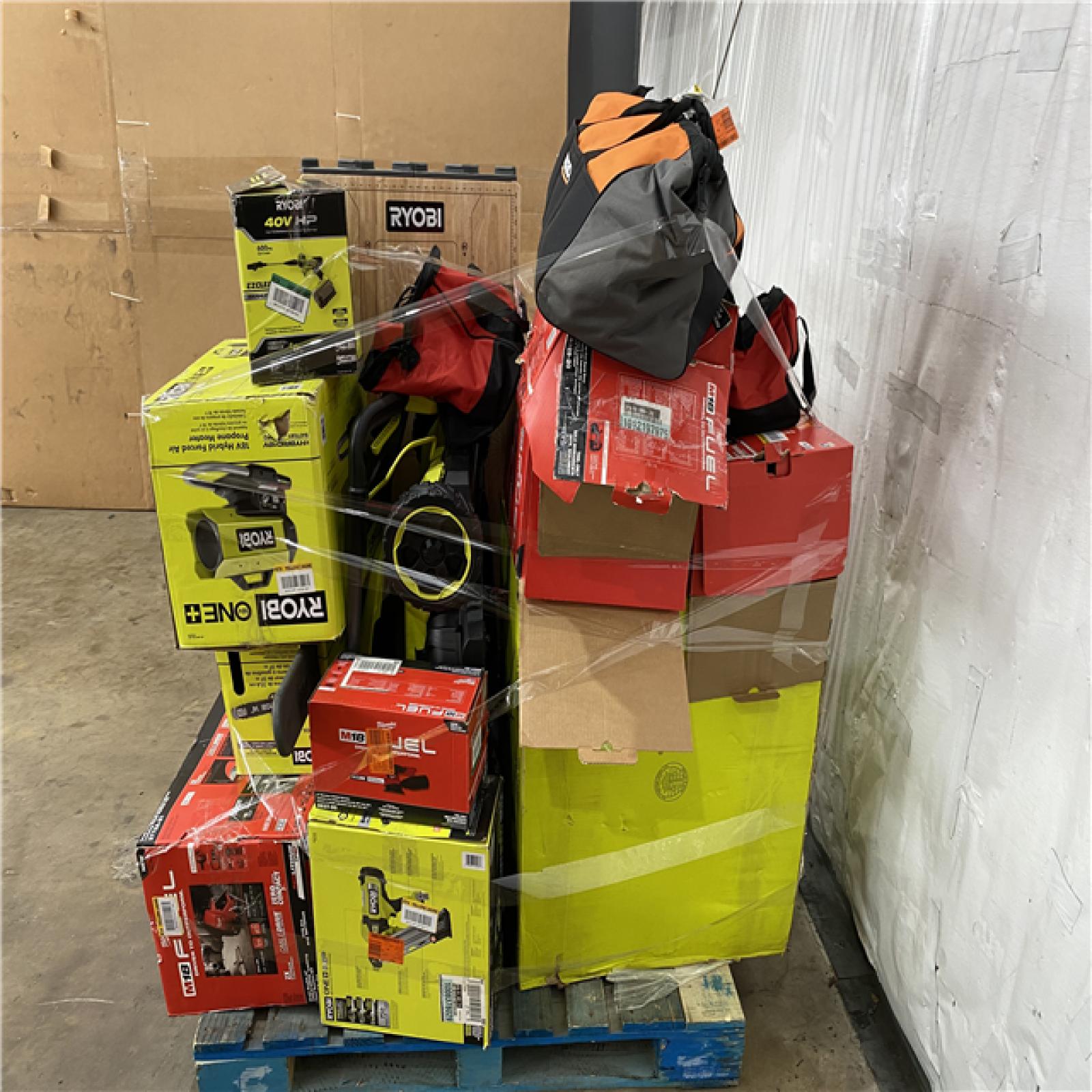 Houston Location AS IS - Tool Pallet