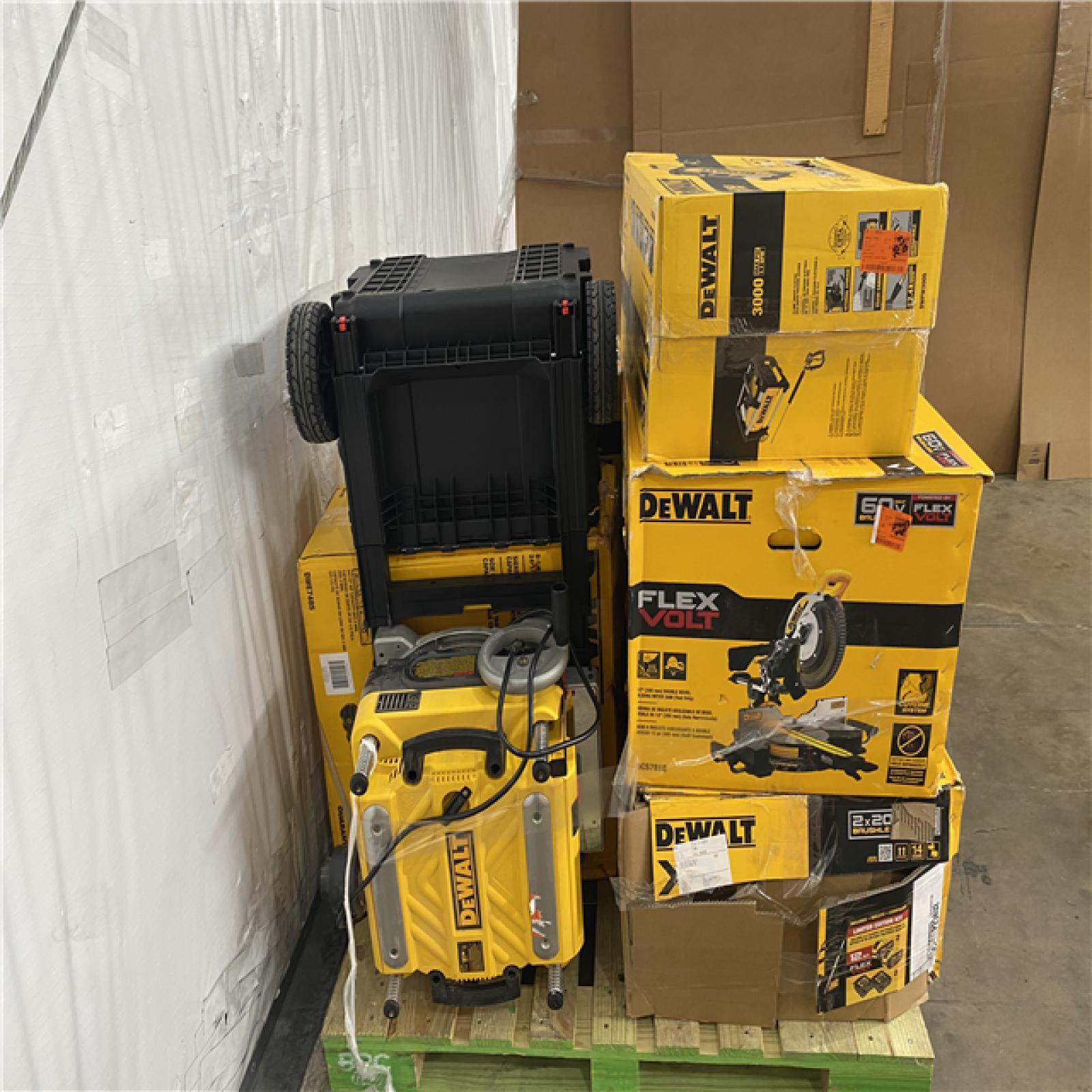 Houston Location AS IS - Tool Pallet