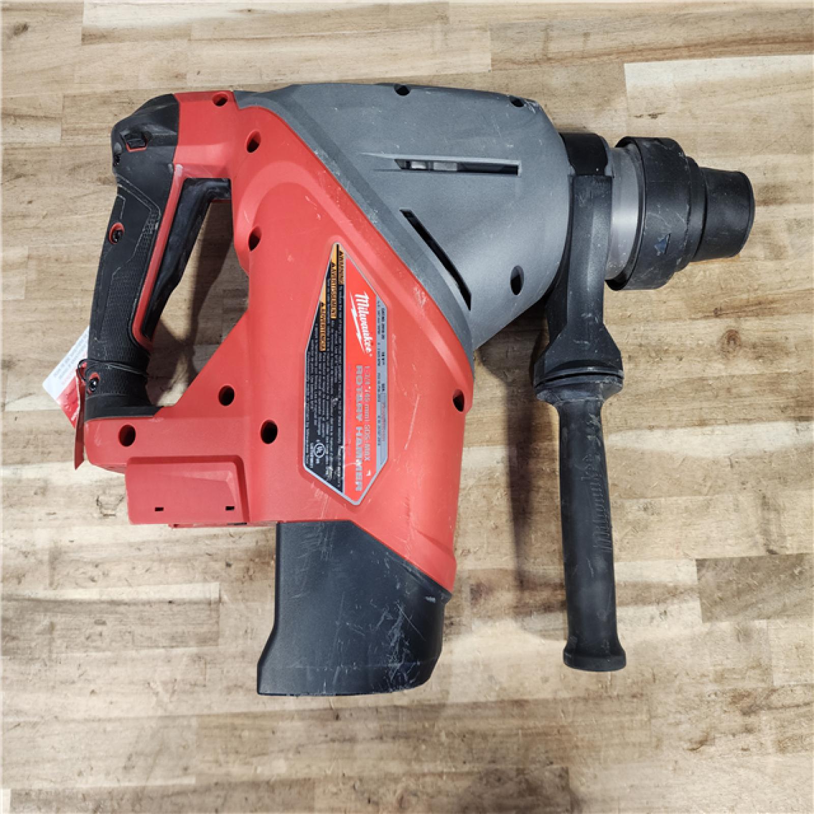 HOUSTON LOCATION - AS-IS M18 FUEL 18V Lithium-Ion Brushless Cordless 1-3/4 in. SDS-Max Rotary Hammer (Tool-Only)