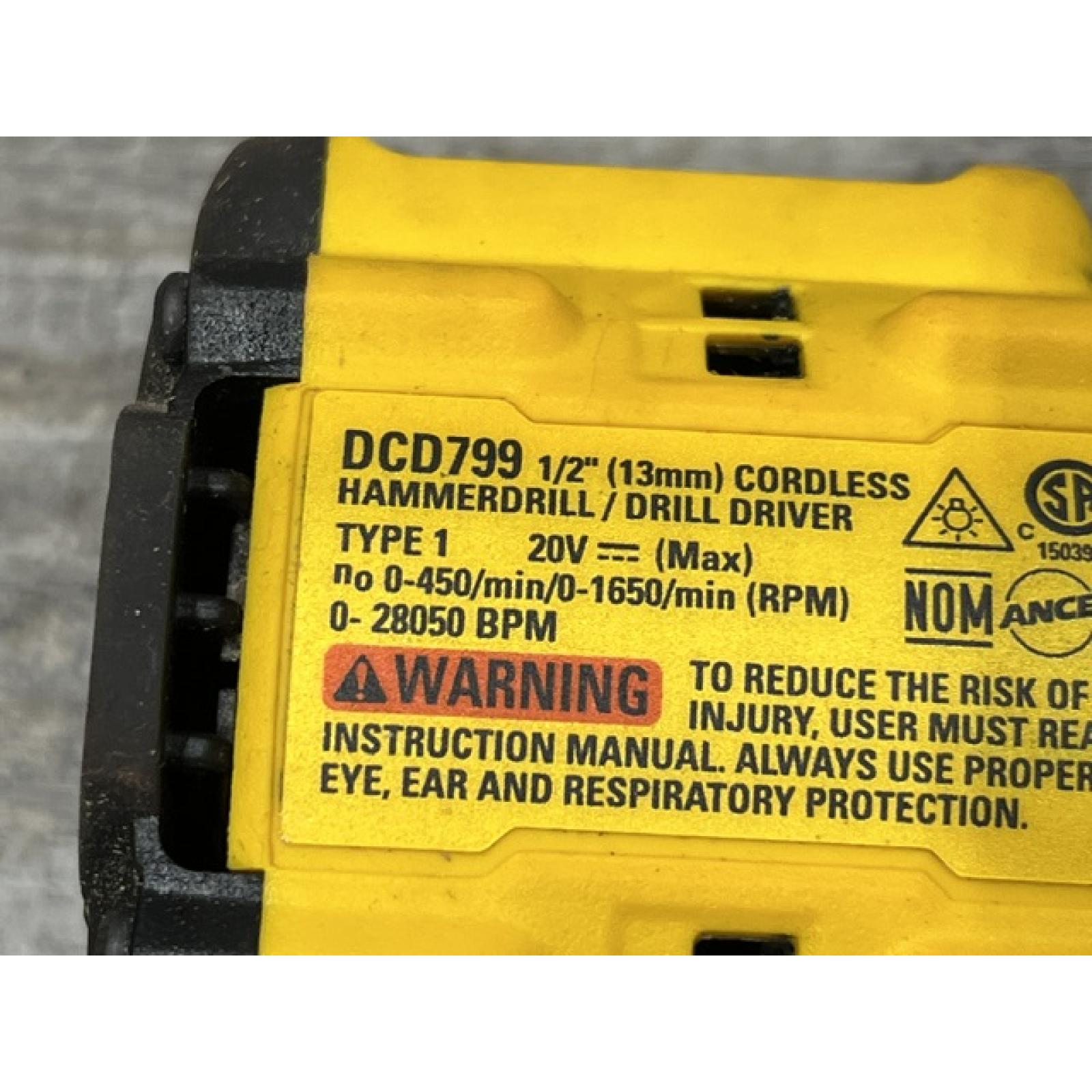 AS-IS DEWALT ATOMIC 20V MAX Lithium-Ion Cordless 2-Tool Combo Kit