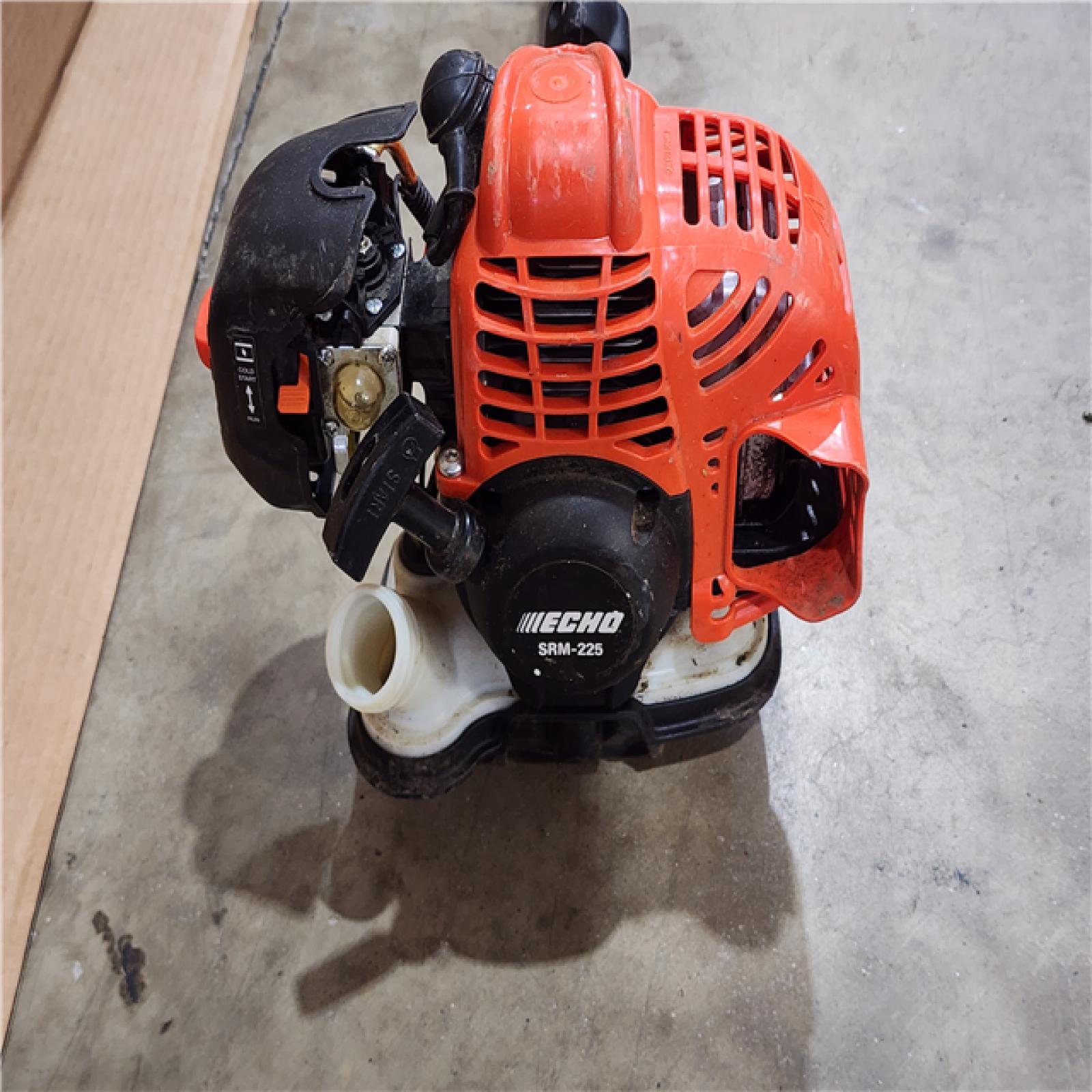 HOUSTON LOCATION - AS-IS ECHO 21.2 Cc Gas 2-Stroke Straight Shaft String Trimmer