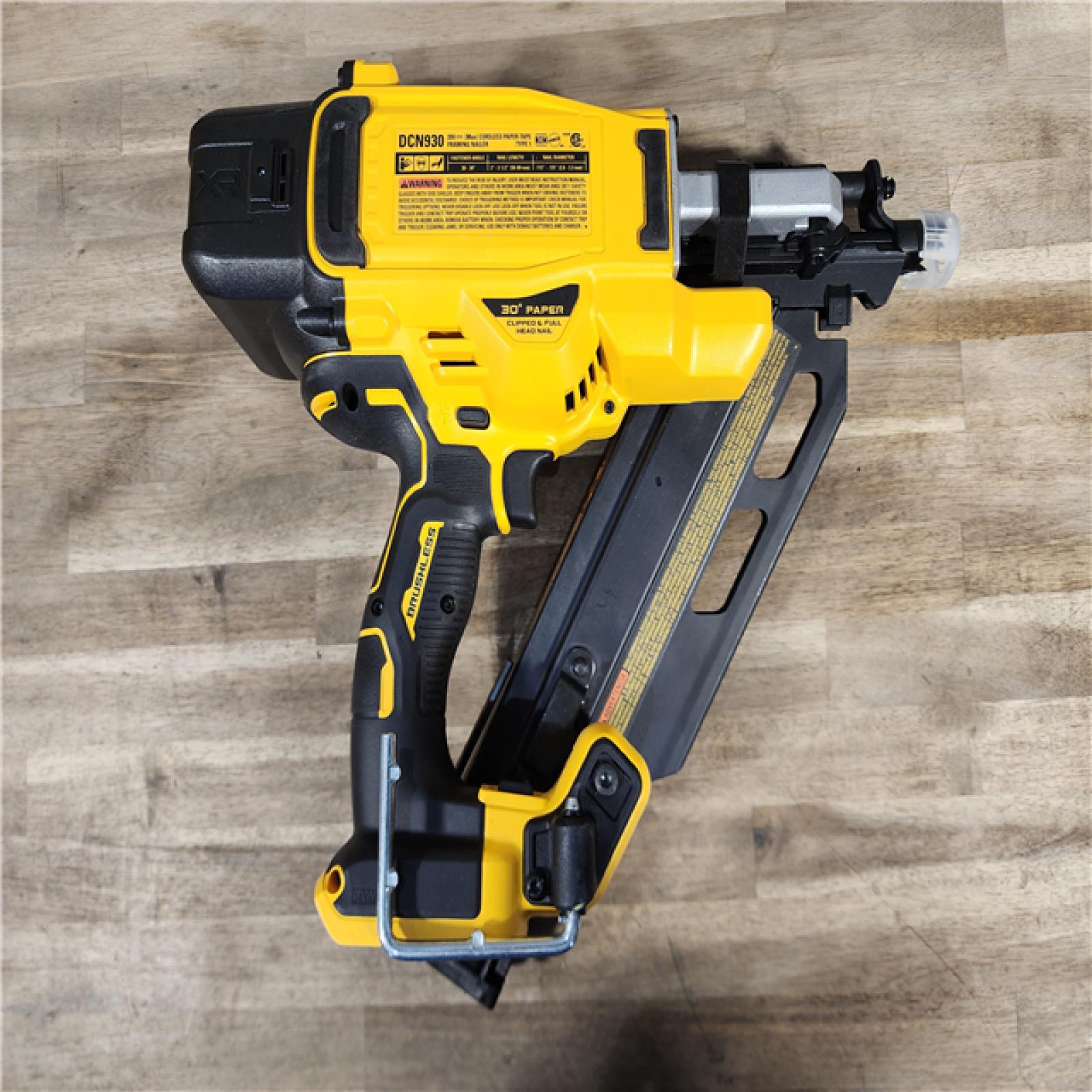 HOUSTON LOCATION - AS-IS (APPEARS LIKE NEW) DEWALT 20-Volt 30° Cordless Framing Nailer (Tool-Only)