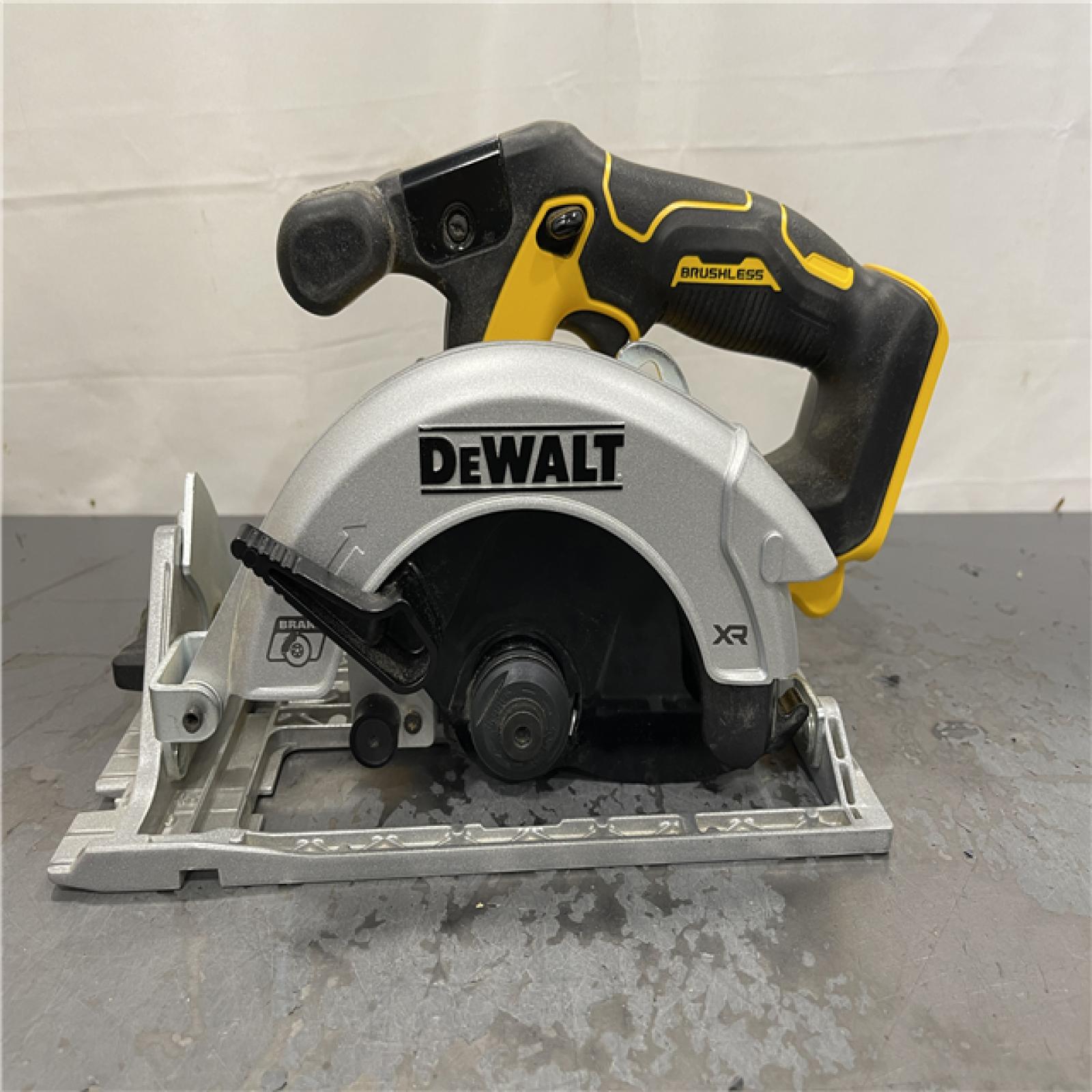 AS-IS- DeWALT DCS565B 20V Max Brushless 6.5 Cordless Circular Saw (TOOL ONLY)