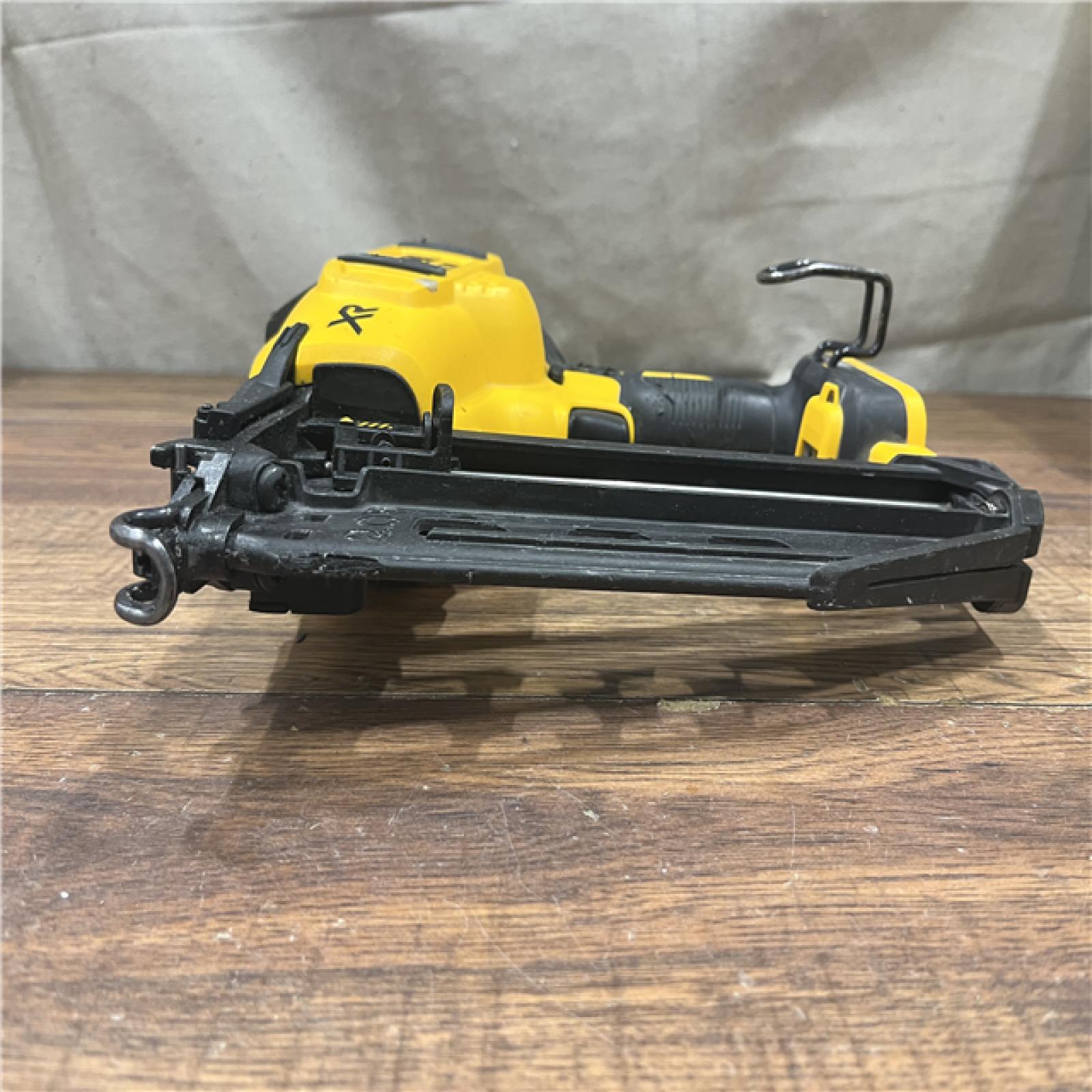 AS-IS DeWalt DCN660D1 20V 16 Gauge Cordless Angled Finish Nailer Kit W/ 2Ah Battery