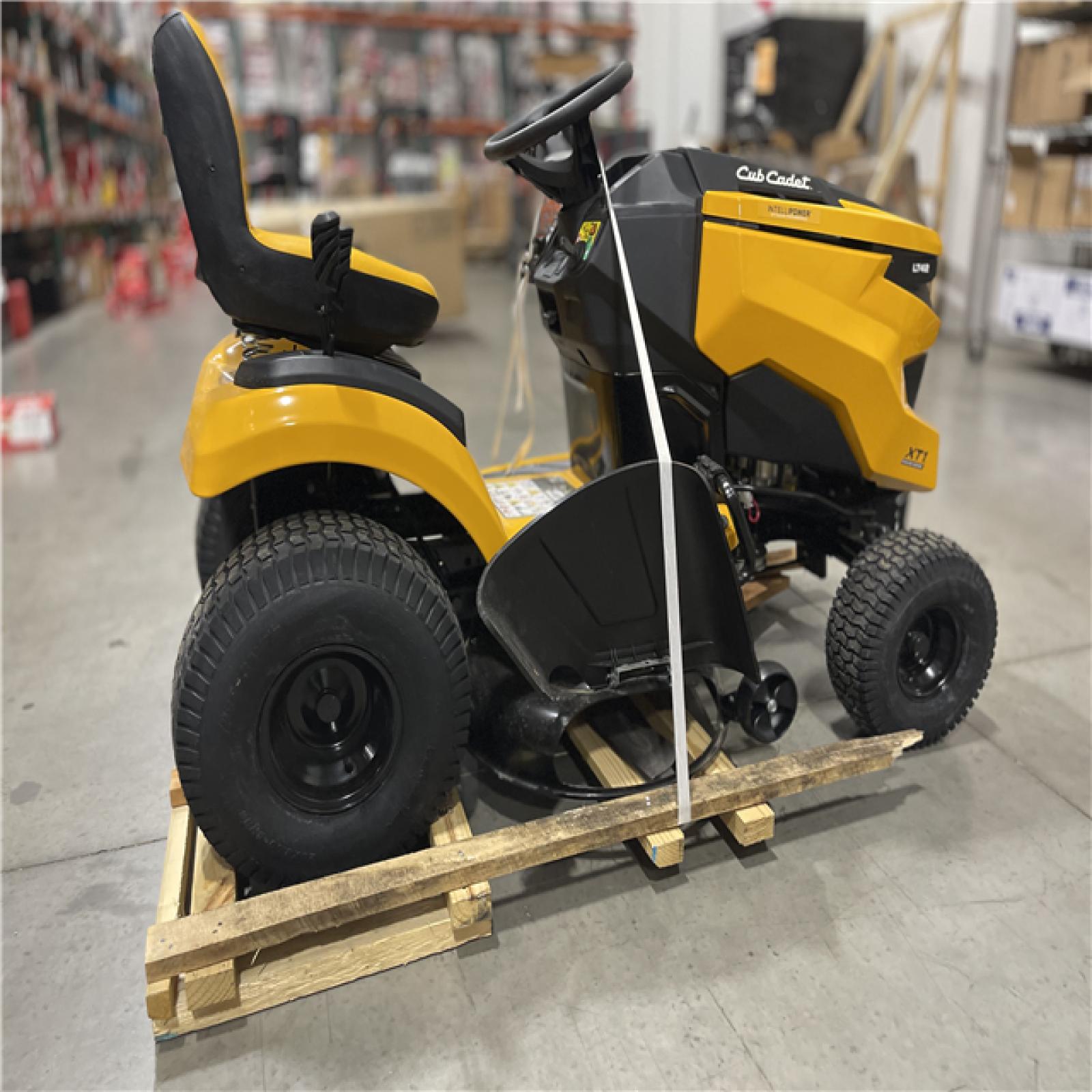 DALLAS LOCATION - Cub Cadet XT1 Enduro LT 42 in. 547cc Engine with Intelli Power Hydrostatic Drive Gas Riding Lawn Tractor