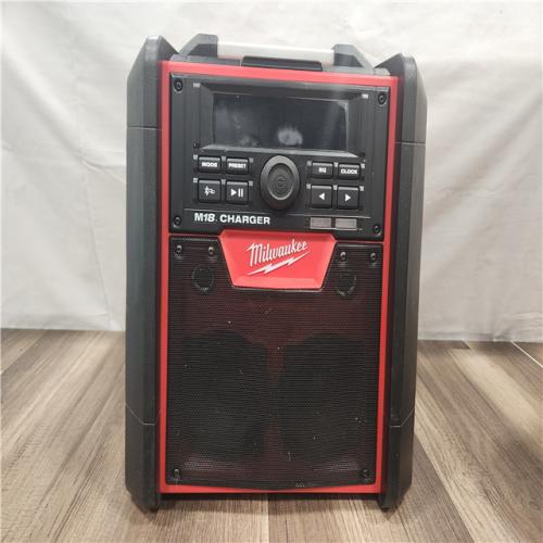 AS-IS- M18 Lithium-Ion Cordless Jobsite Radio/Charger