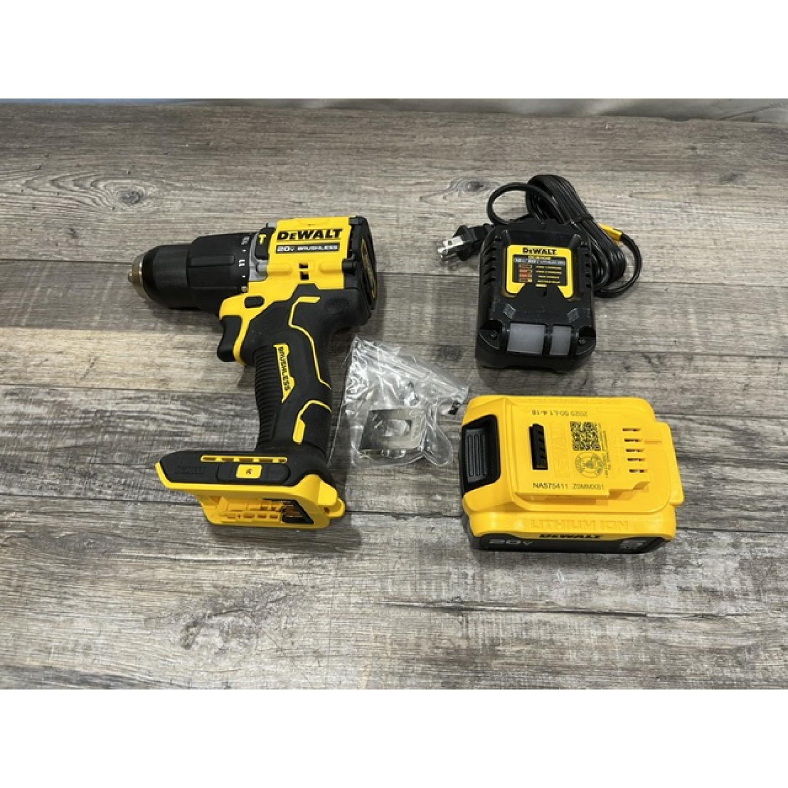 AS-IS DEWALT ATOMIC 20V Lithium-Ion Cordless 1/2 in. Hammer Drill Kit