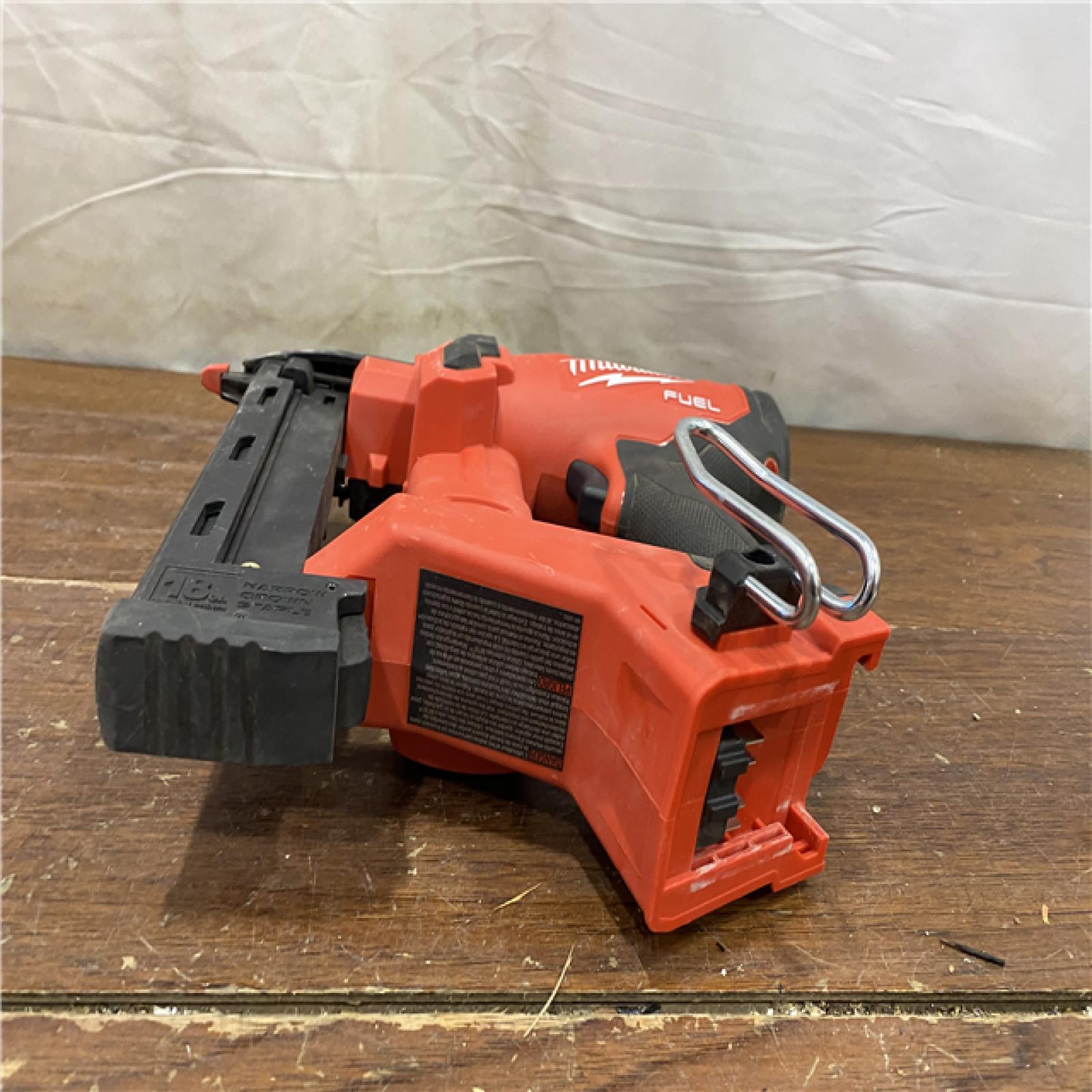 AS-IS MILWAUKEE FUEL 18-Volt Lithium-Ion Brushless Cordless 18-Gauge 1/4 in. Narrow Crown Stapler (Tool-Only)