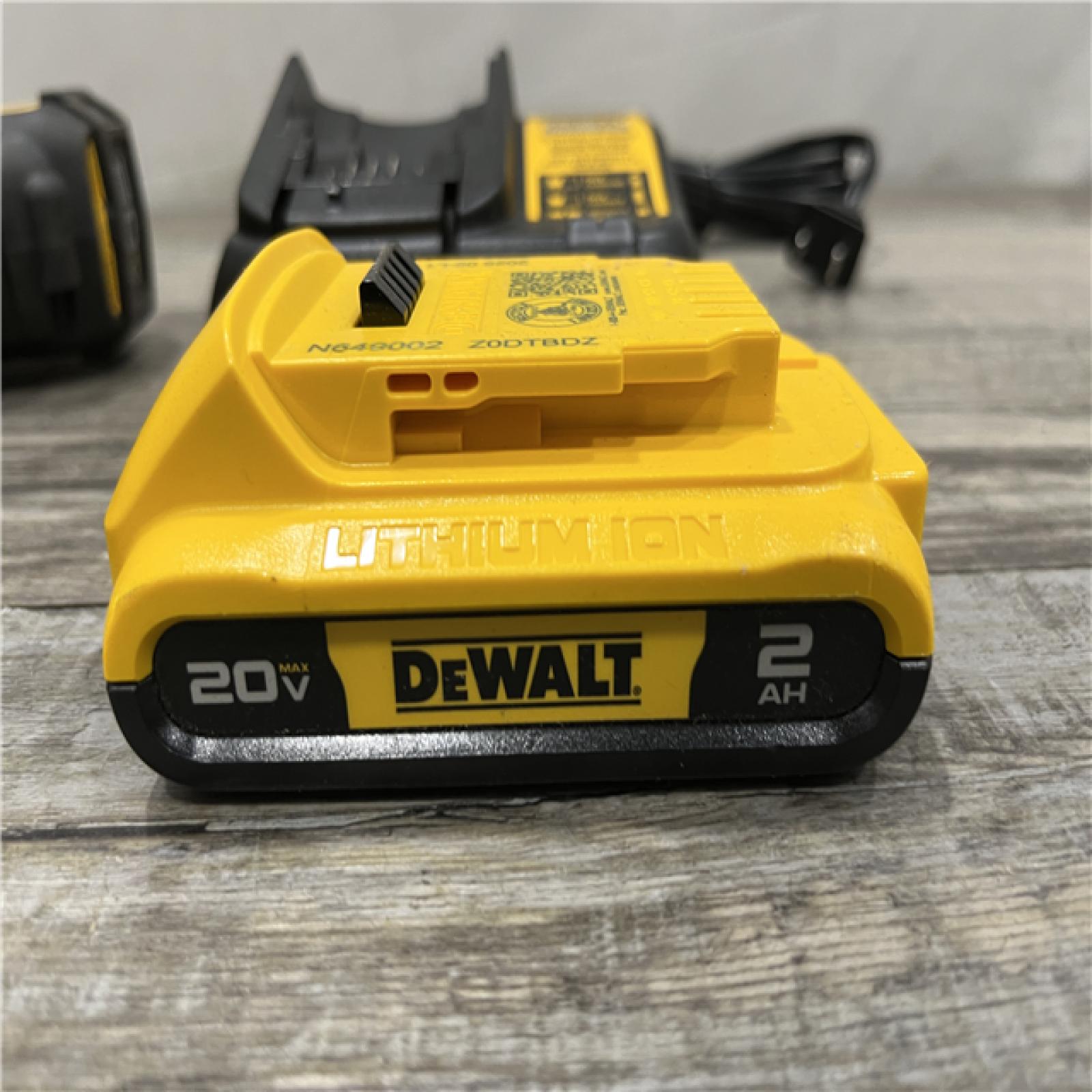 AS-IS DEWALT 20V MAX Cordless Pruner Kit