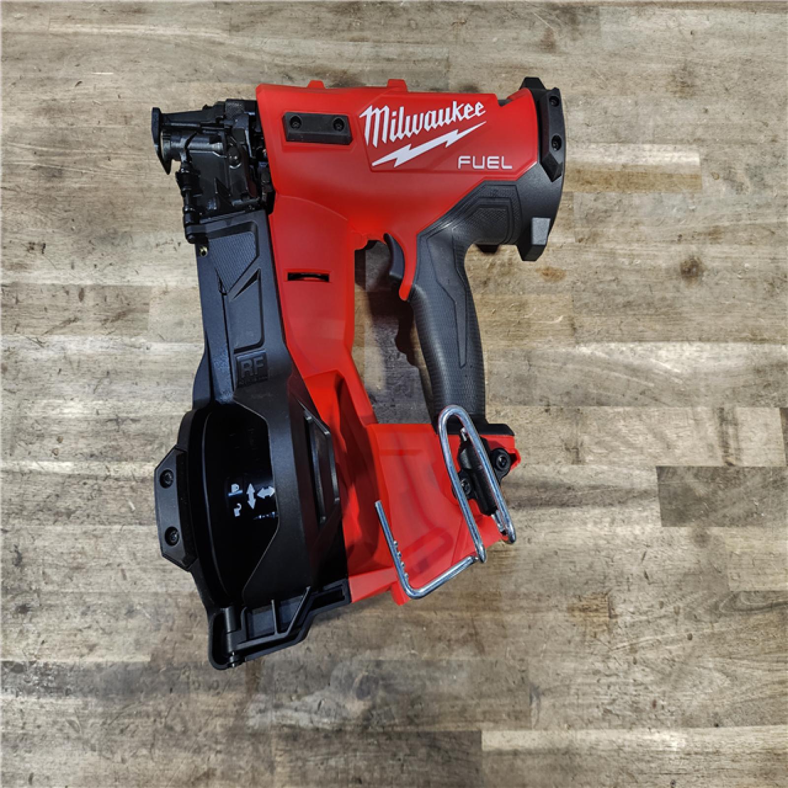 HOUSTON LOCATION - AS-IS (APPEARS LIKE NEW) Milwaukee M18 FUEL 18-Volt Lithium-Ion Brushless Cordless Coil Roofing Nailer (Tool Only)
