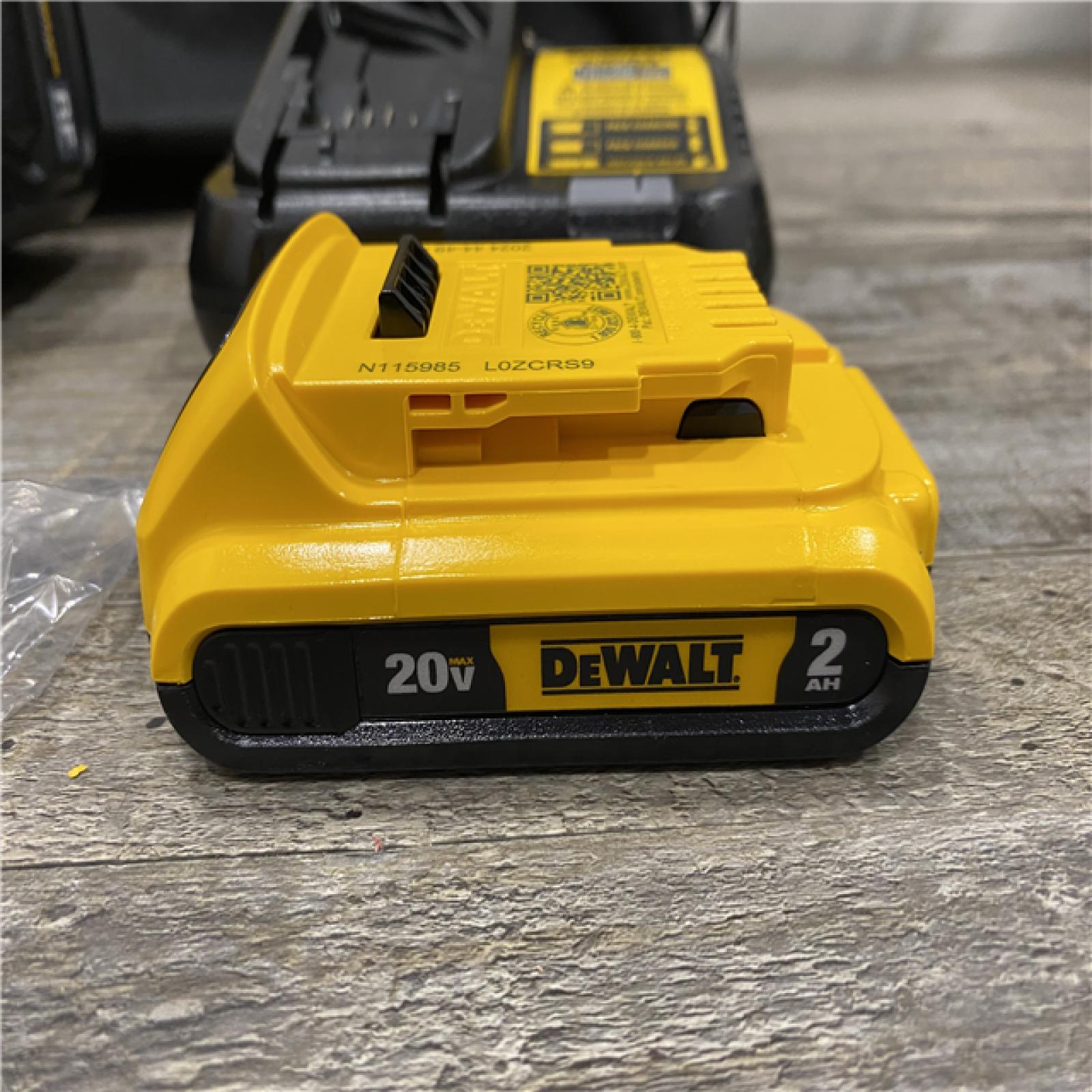 AS-IS DEWALT 20V MAX Lithium-Ion 15-Degree Electric Cordless Roofing Nailer Kit