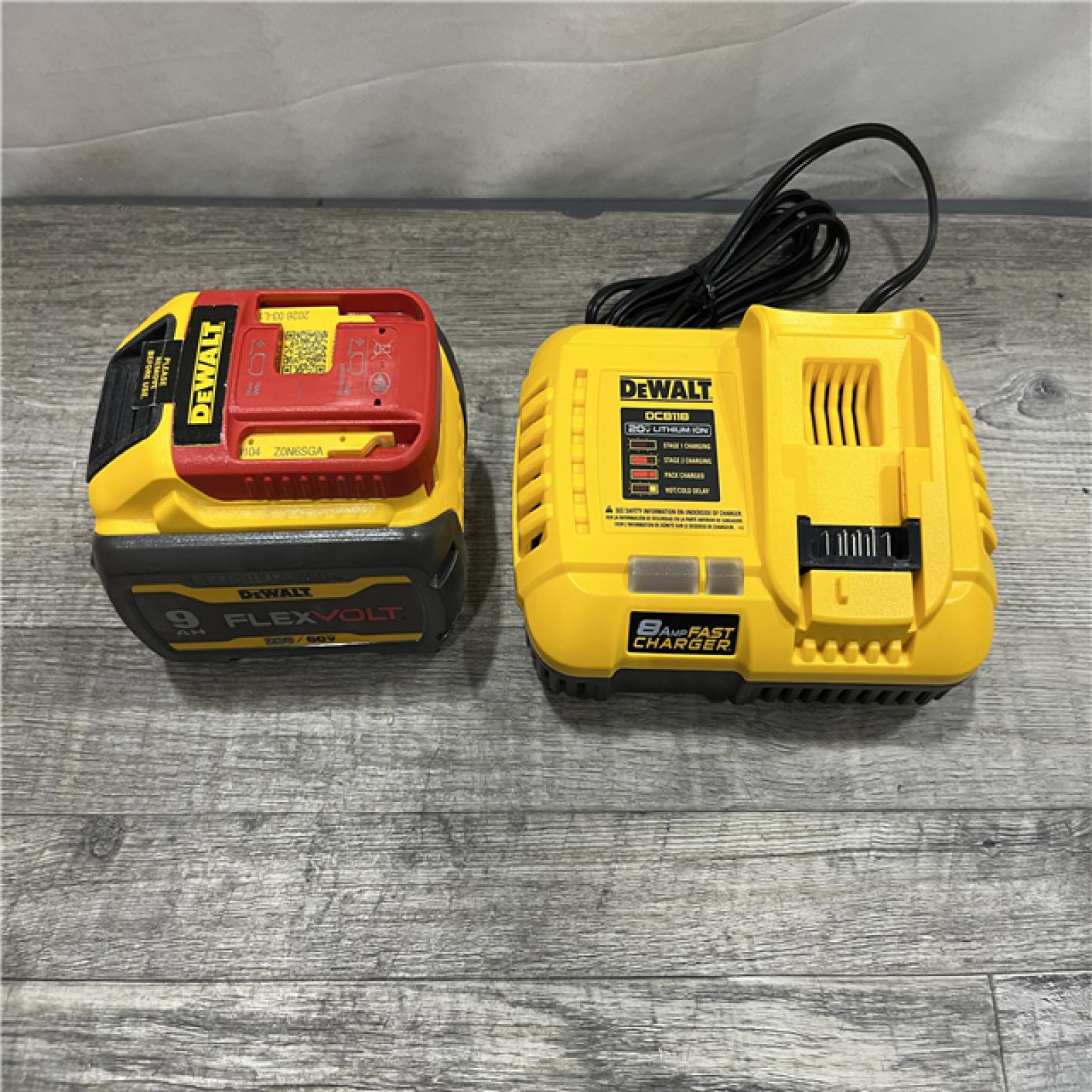 AS-IS DEWALT 20V/60V MAX FLEXVOLT Lithium-Ion 9.0Ah Battery and Charger Starter Kit