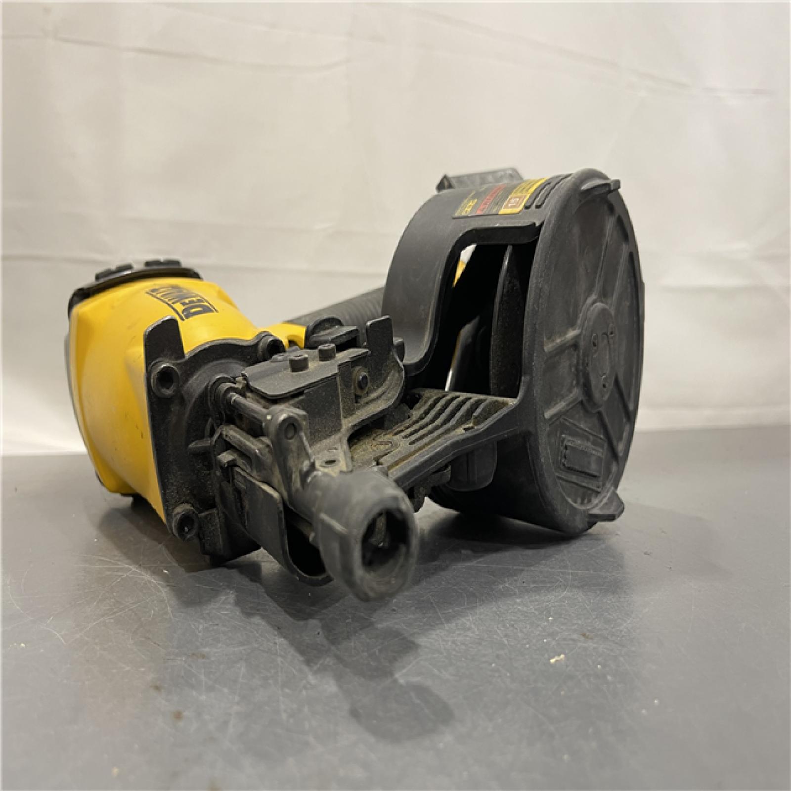 AS-IS - DeWalt 15 Degree 2-1/2 in. Coil Siding Nailer
