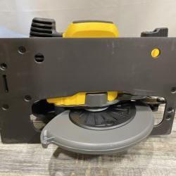 AS-IS DEWALT FLEXVOLT 60V MAX Cordless Brushless 7-1/4 in. Circular Saw with Brake (Tool Only)